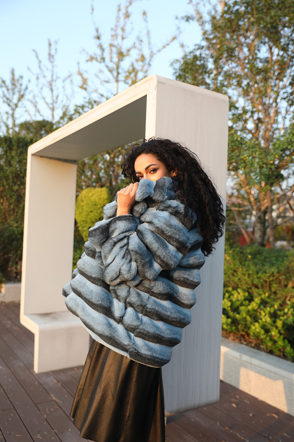 Janefur Suit Collar Short Style Personalized Chinchilla Womens Faux Fur Coat