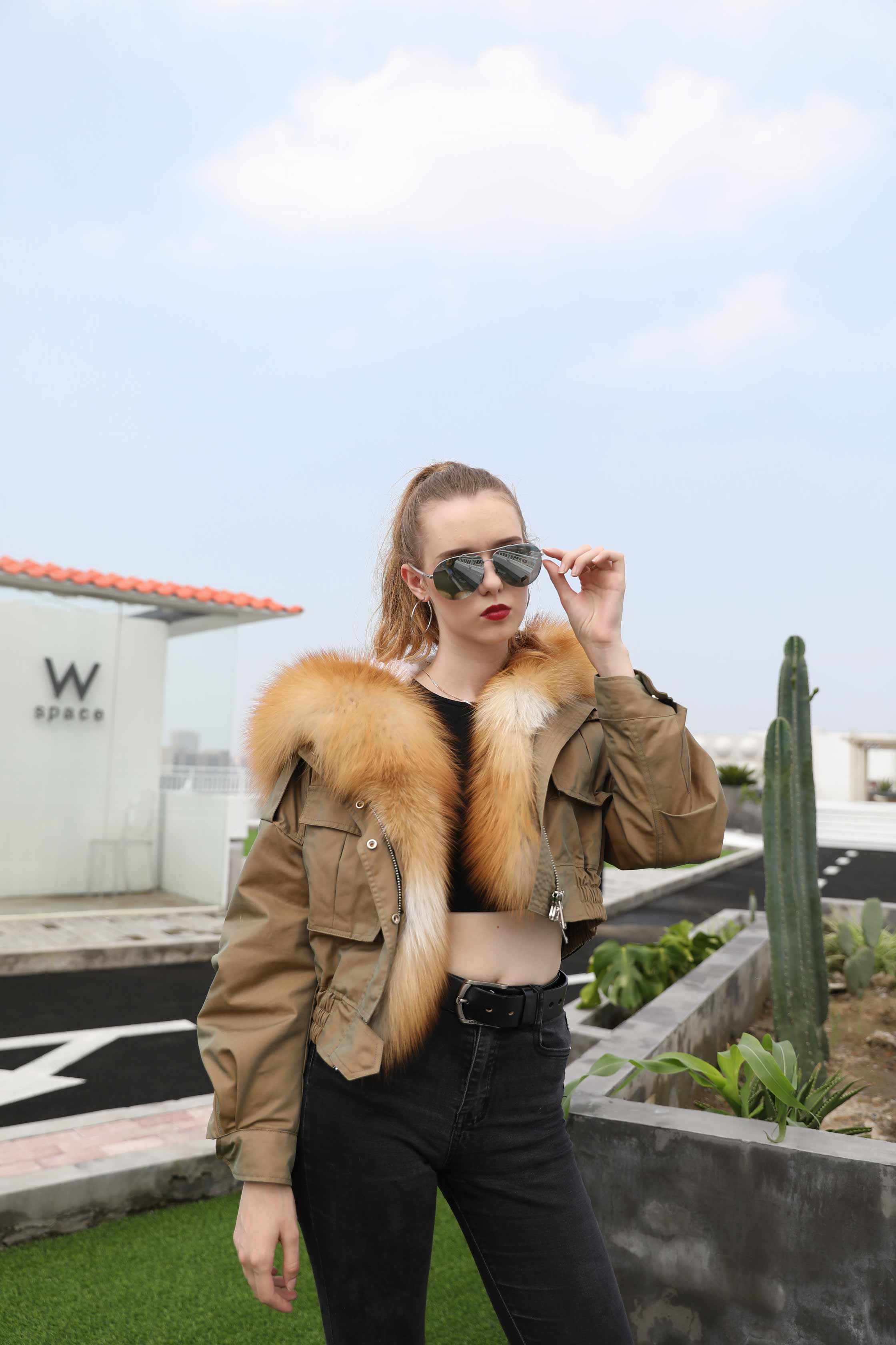 Short Wholesale Fashion Women's Fur Hooded Parka