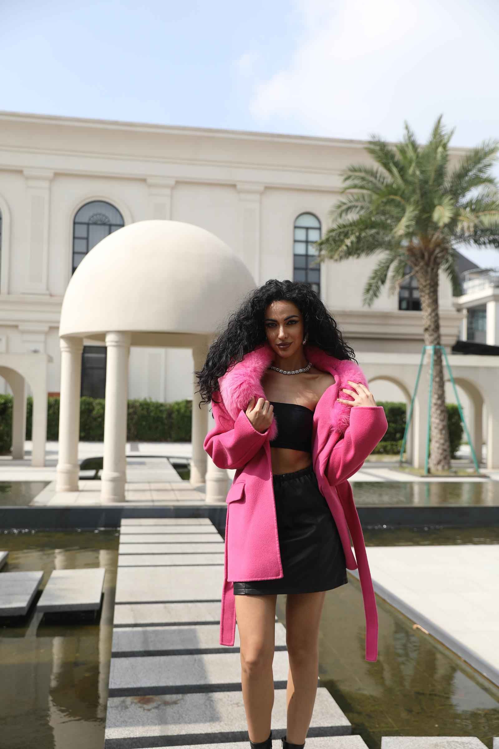 Fox Fur Collar Double-Faced Cashmere Coat for Women with Charming Notched Lapel Waist-Cinching Double-Faced Wool Jacket