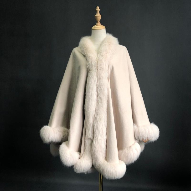 Fox Fur Placket Cashmere Shawl Cream White F