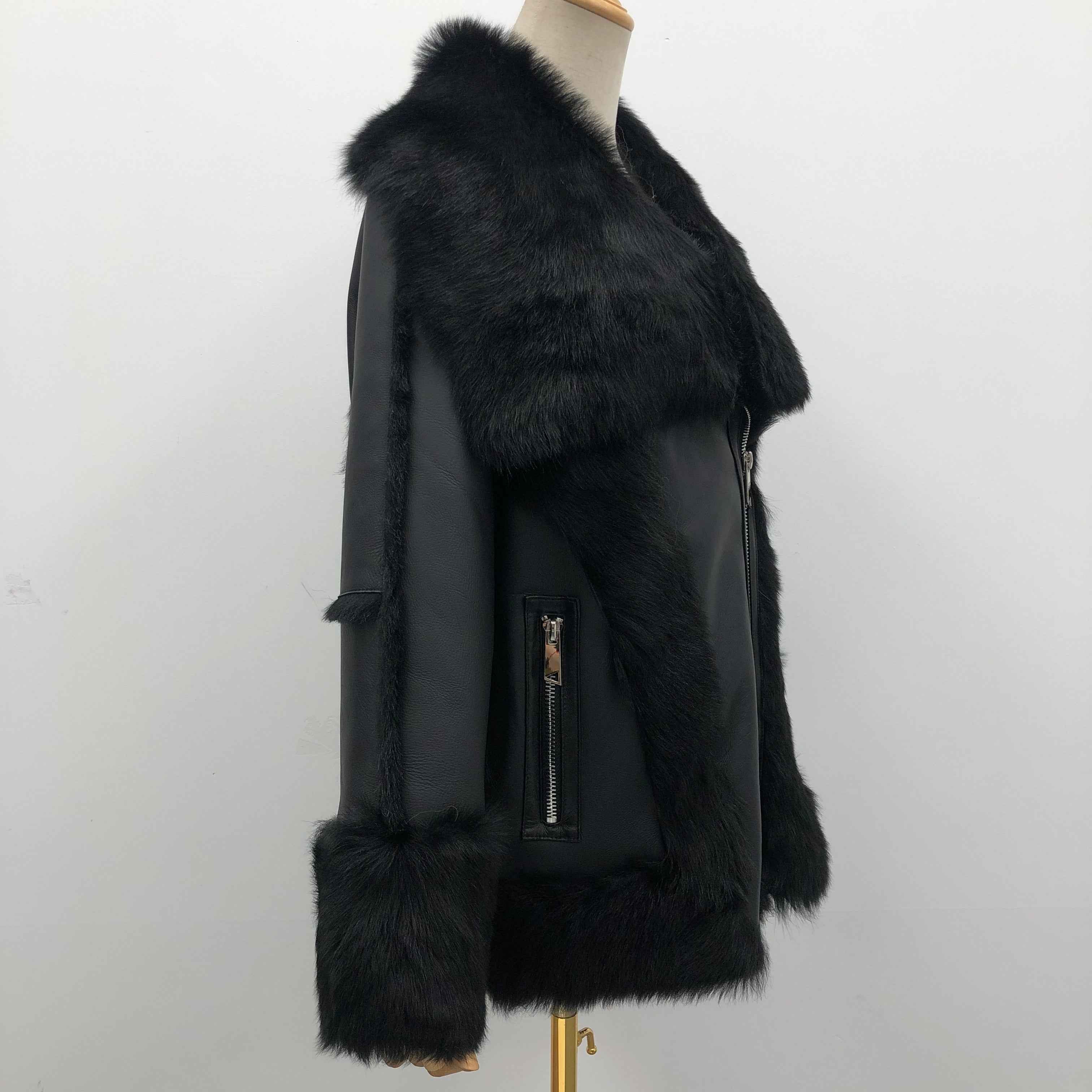 Women's Toscana Shearling Biker Jacket with Oversized Notched Lapel, Fur-Trimmed Cuffs & Color-Block Design - Luxe Winter Outerwear