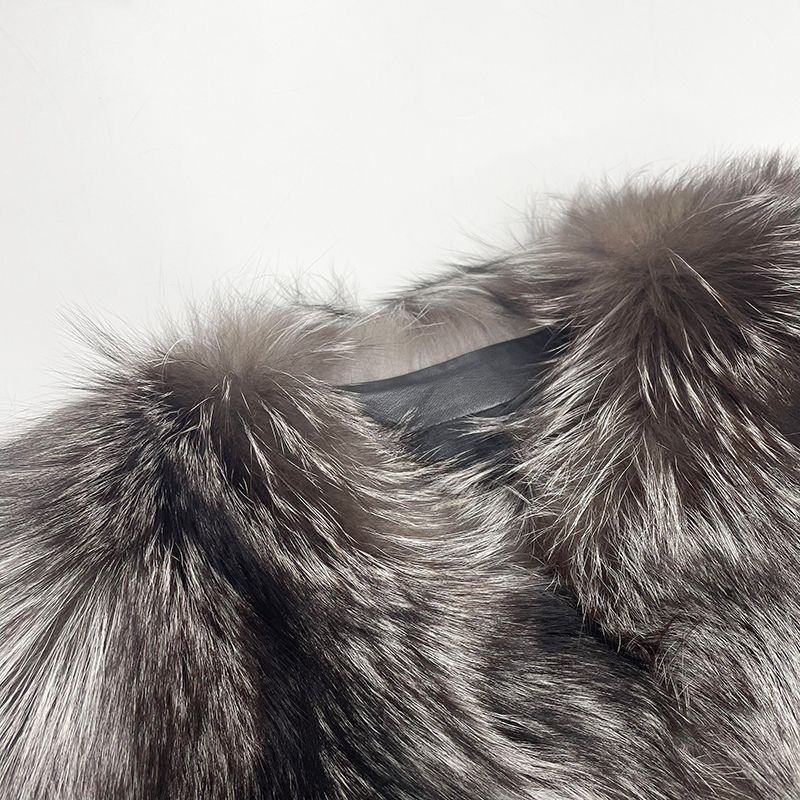 Luxury Winter Women's Crewneck Silver Fox Coat