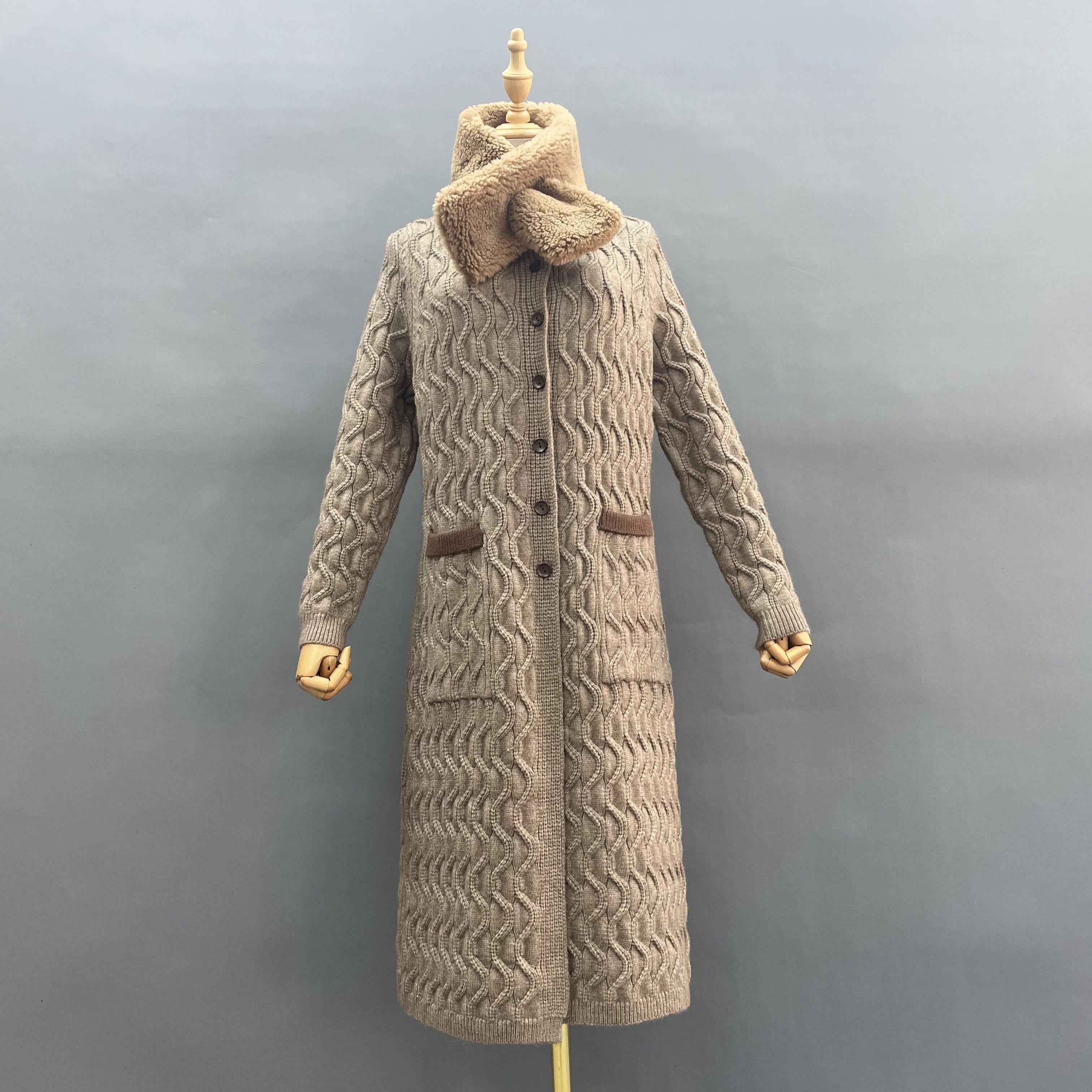 Women's Color-Block Stand Collar Straight-Fit Knitted Coat with Shearling Scarf - Cozy Winter Ensemble Camle F-chest 100