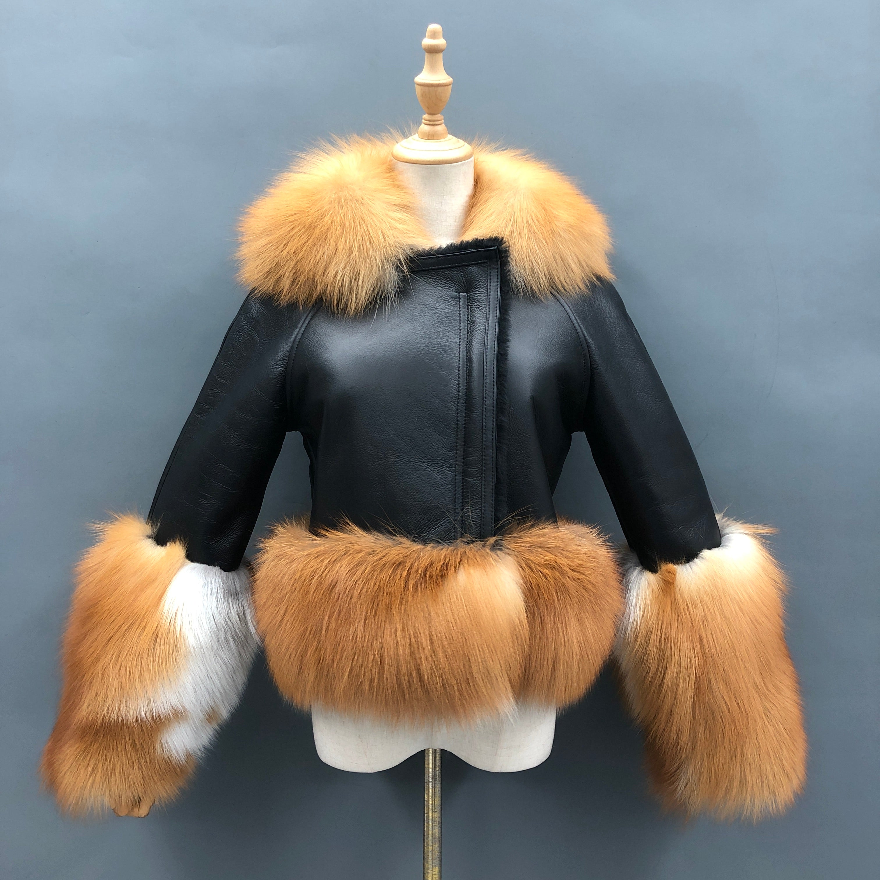 Women's Shearling Leather Jacket with Notched Lapel & Oversized Fox Fur Cuffs - Luxe Winter Outerwear