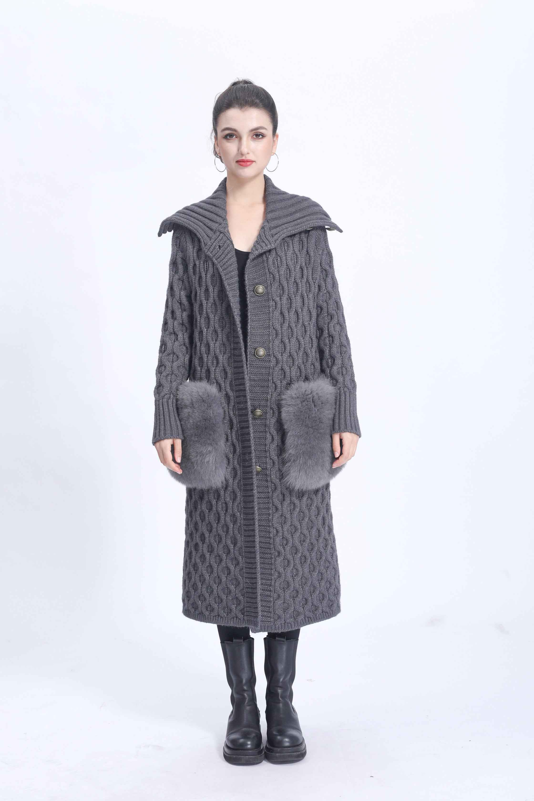 Women's Oversized Shawl Collar Knee-Length Knitted Coat with Fur-Trimmed Pockets - Luxe Winter Outerwear