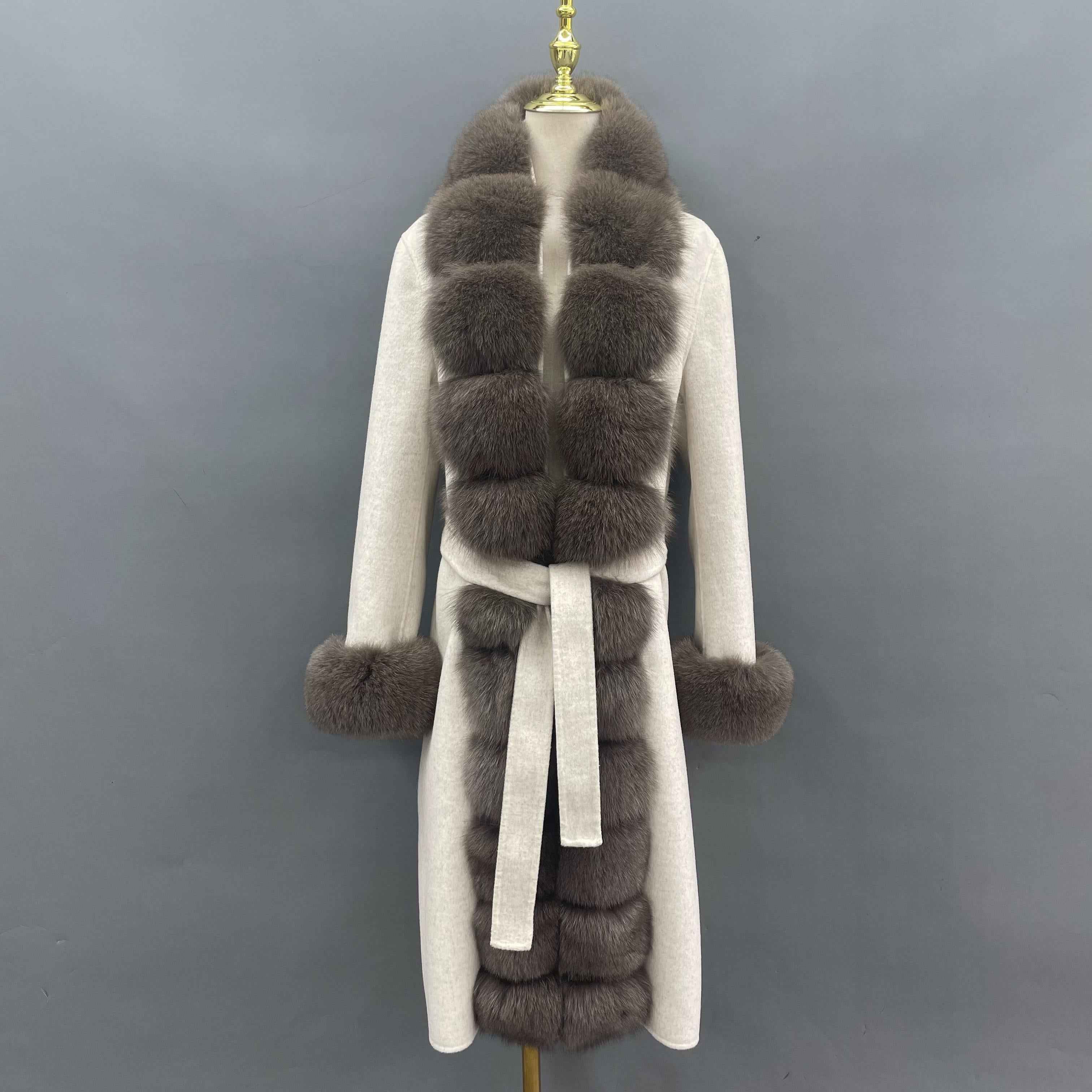 Luxury Cashmere Coat with Tiered Fox Fur Trim and Cuffed Sleeves White Grey