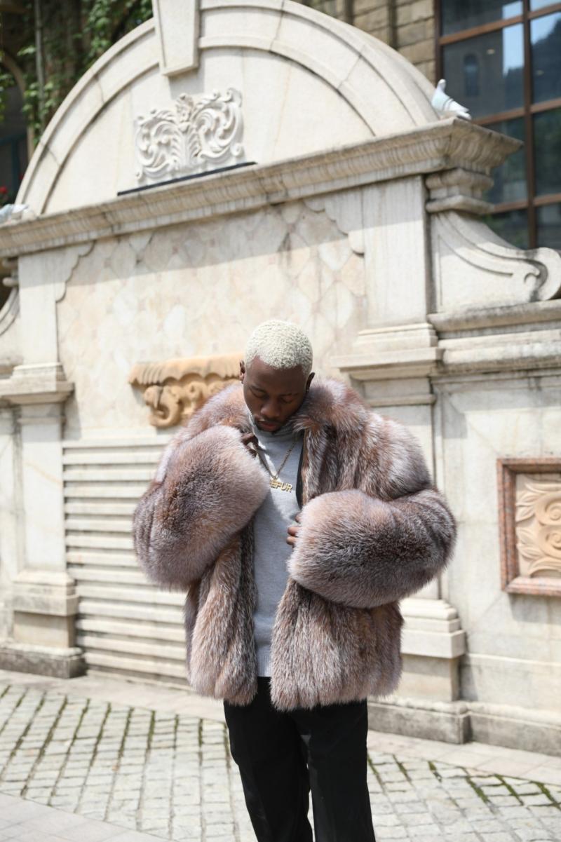 Men's Lapel With Vertical Stripes Special Fox Fur Coat