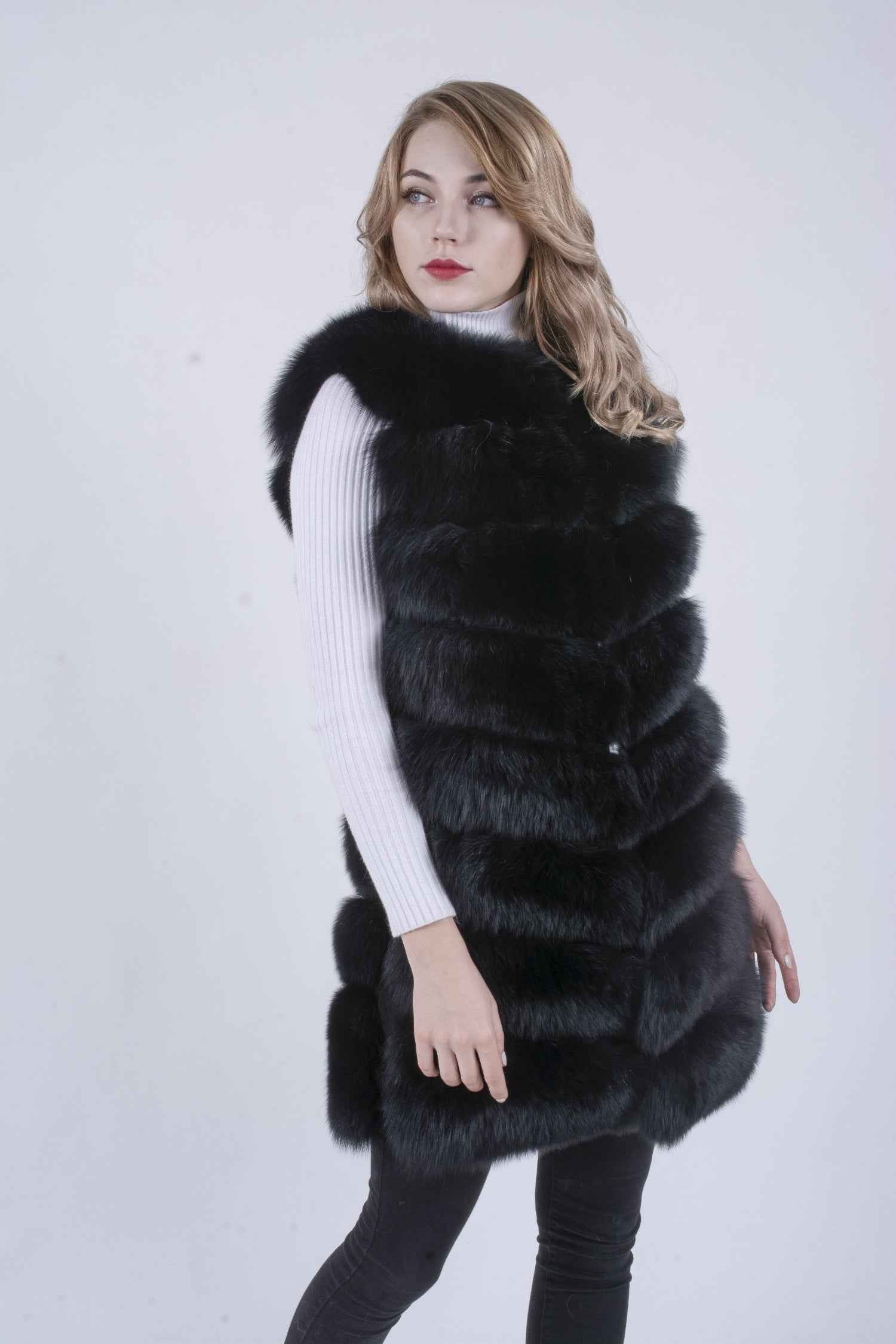 Women's 8-Panel Crew Neck Fox Fur Vest - Luxurious Outerwear