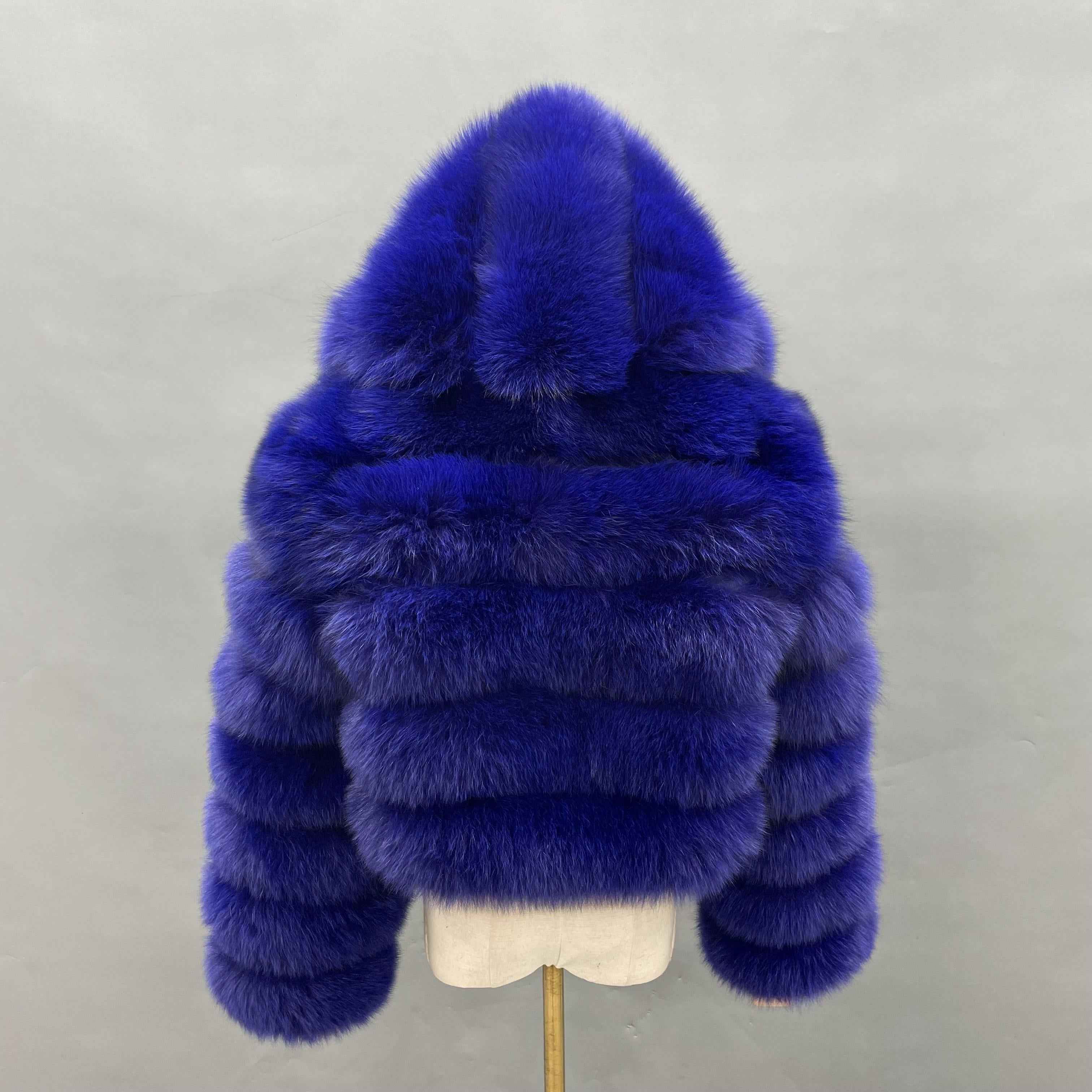 Women's Premium Fox Fur Cropped Hooded Jacket - 3-Panel Body & 6-Panel Sleeves with Zipper Closure Winter Fashion Warm Coat