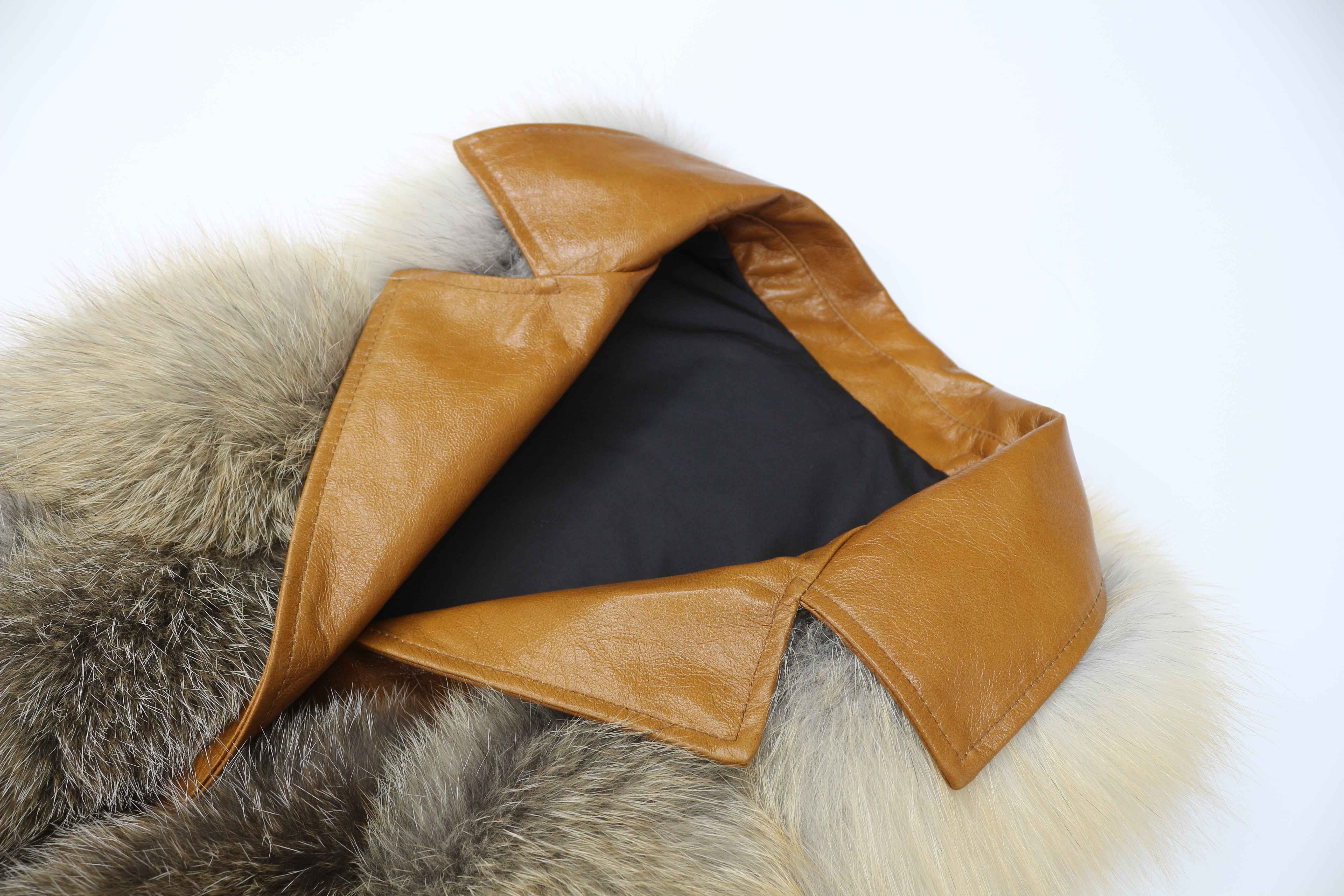 Women's Luxury Fox Fur Vest - Notched Lapel Elegant Outerwear