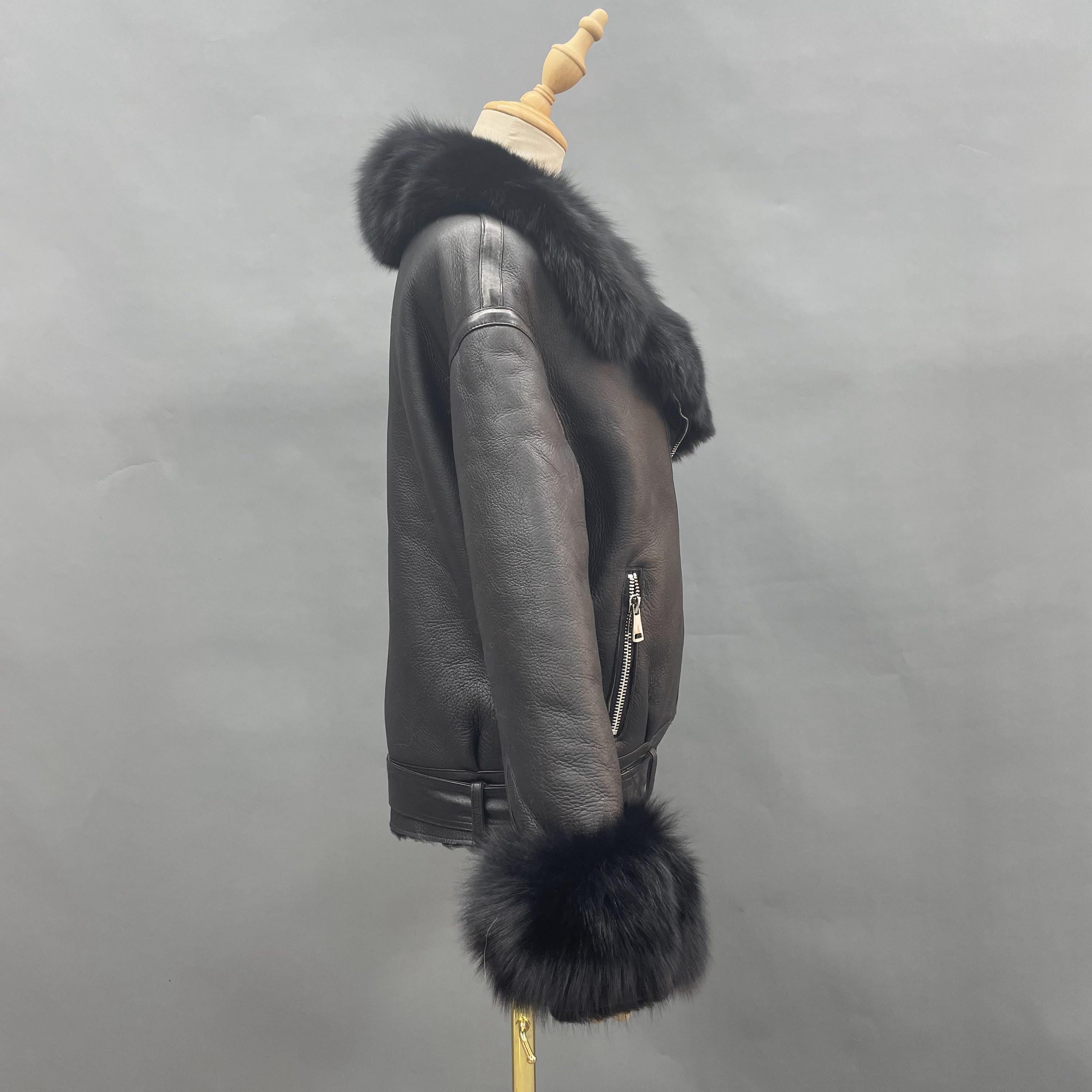 Women's Short Biker-Style Shearling Jacket with Fox Fur Collar & Cuffs, Asymmetric Zipper - Luxe Winter Outerwear