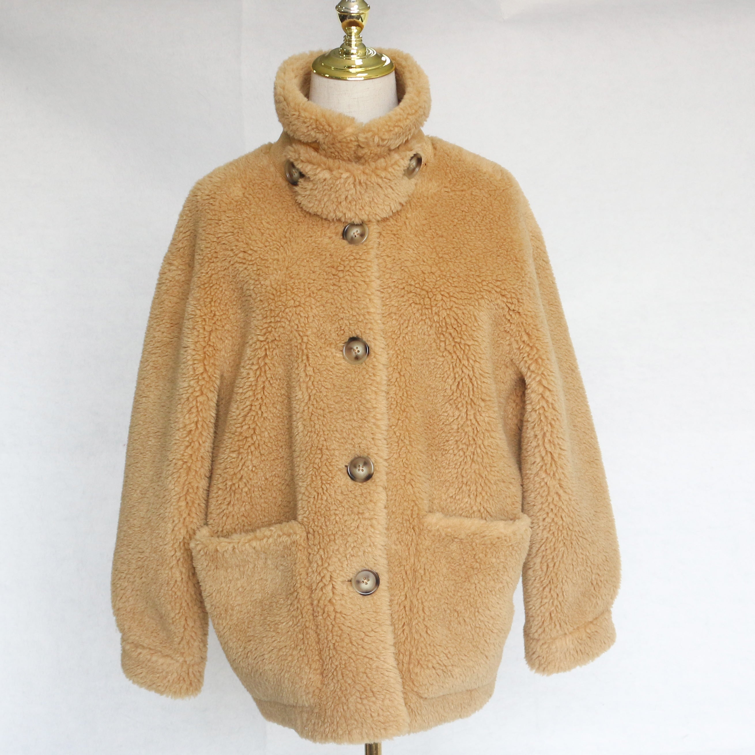 Women's Light Grey Short Sheepskin Shearling Jacket, Casual Stand Collar Button-Front Winter Outerwear