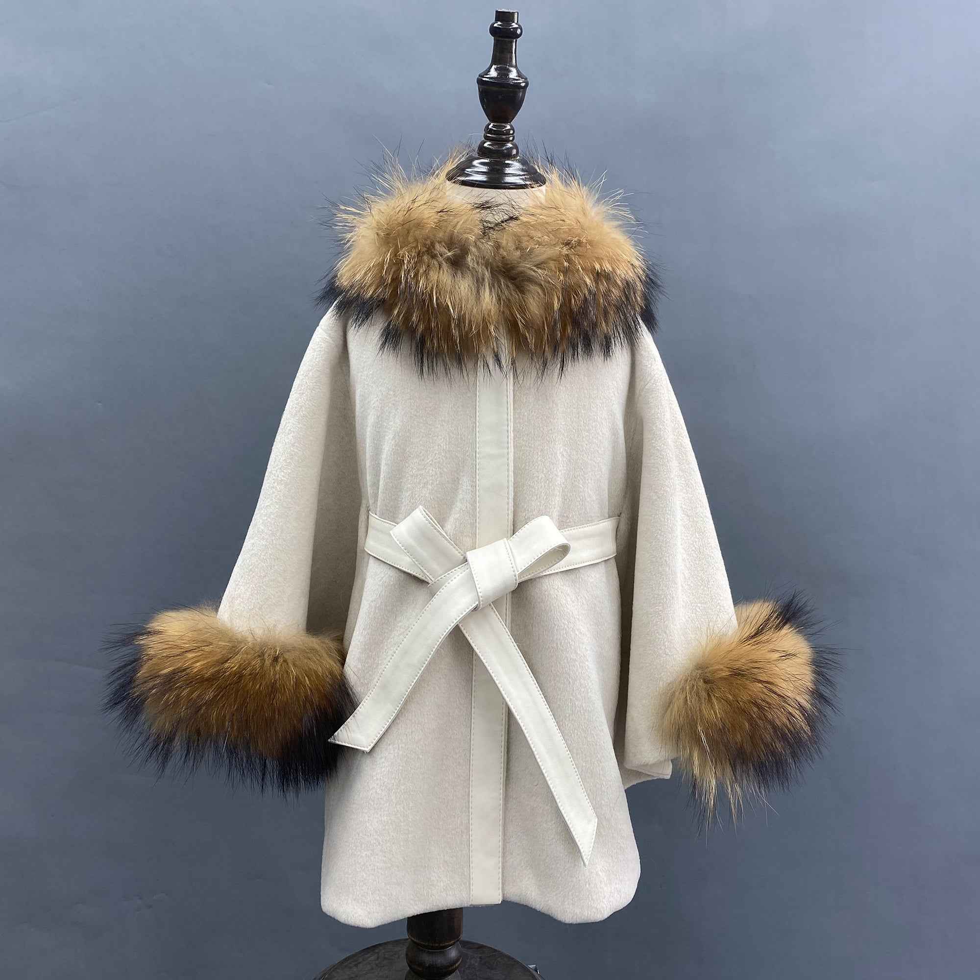 Raccoon fur Trimmed Belt Kids cape White