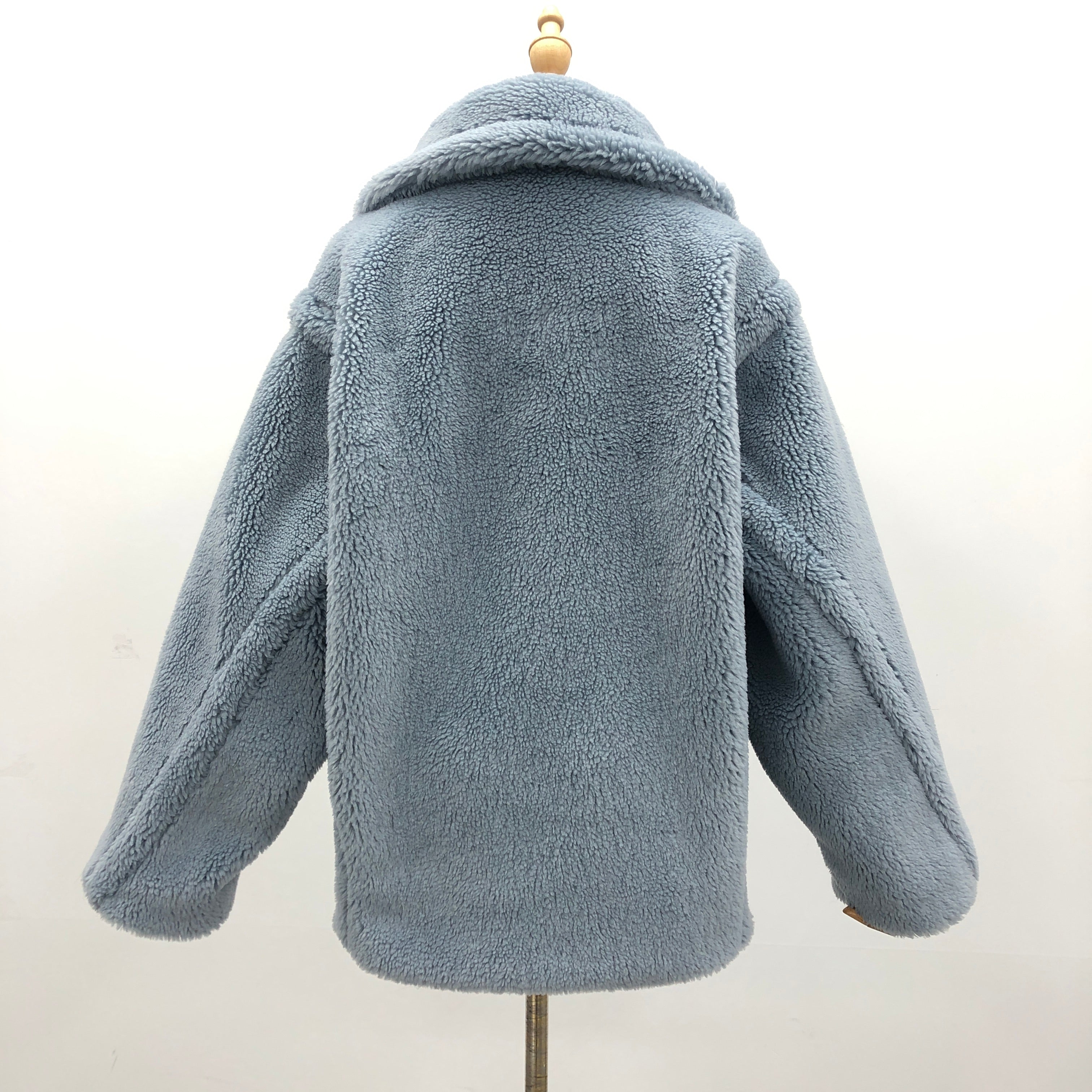 Women's Teddy Fleece Double-Breasted Short Jacket with Wide Notched Lapel - Chic Winter Essential