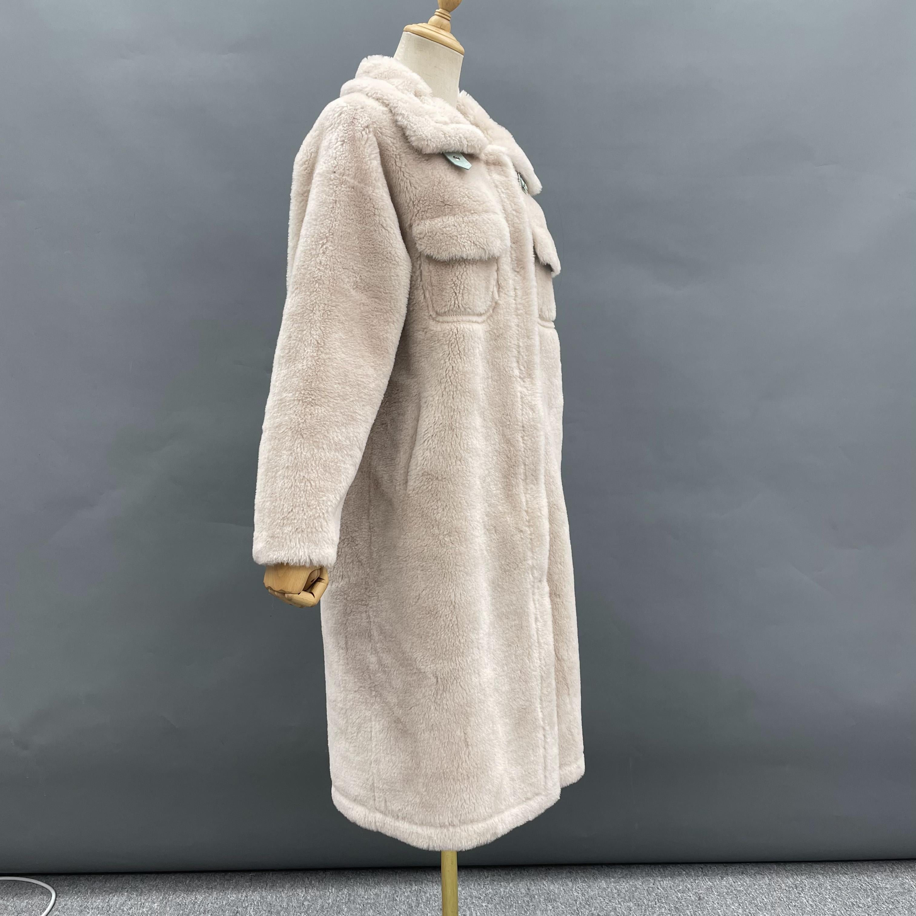 Women's Milky Tea Shearling Coat with Faux Chest Pockets & Notched Lapel - Luxe Winter Outerwear