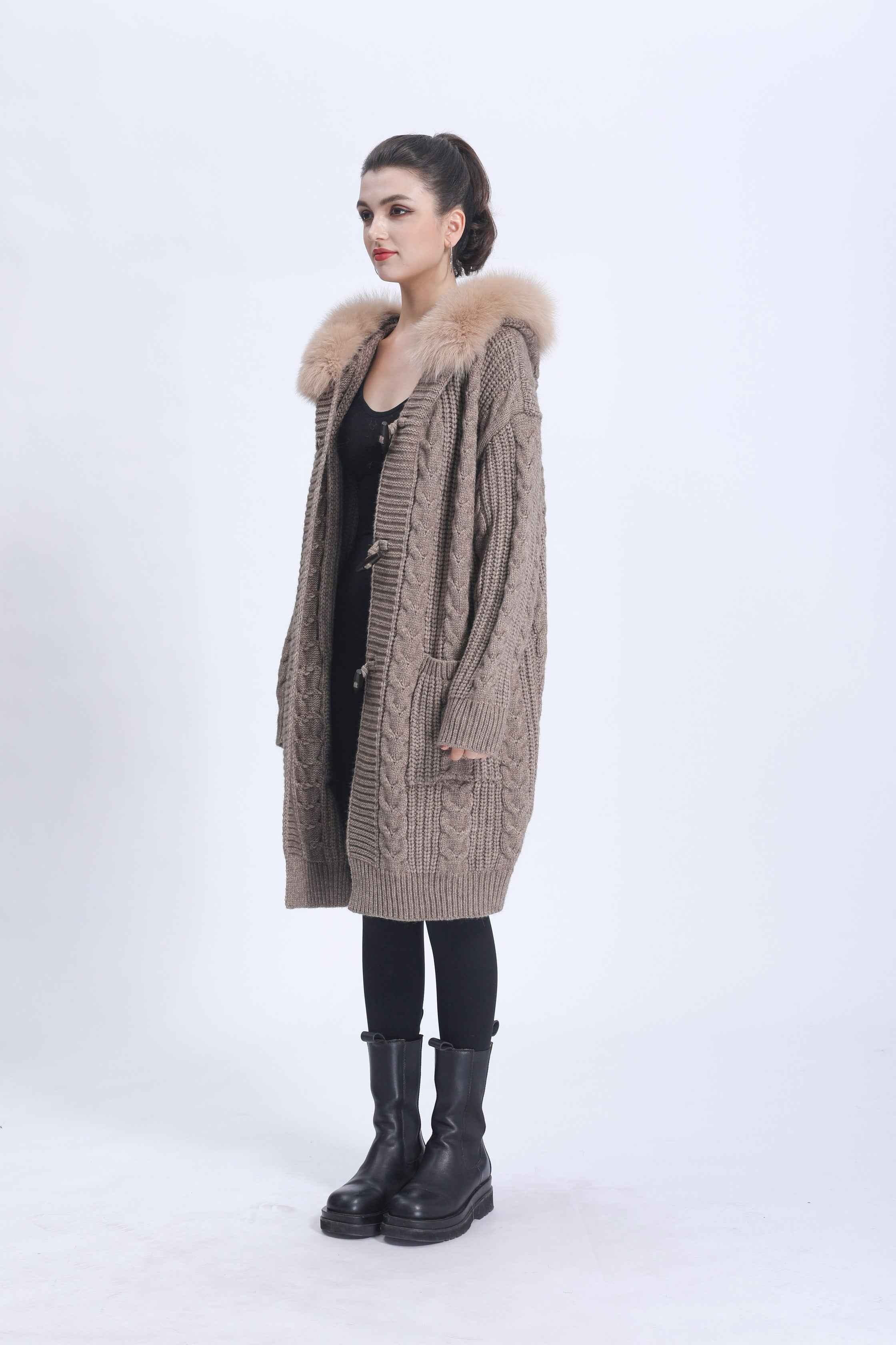 Women's Hooded Cable-Knit Cardigan with Toggle Buttons & Fur-Trimmed Hood - Cozy Winter Knitwear
