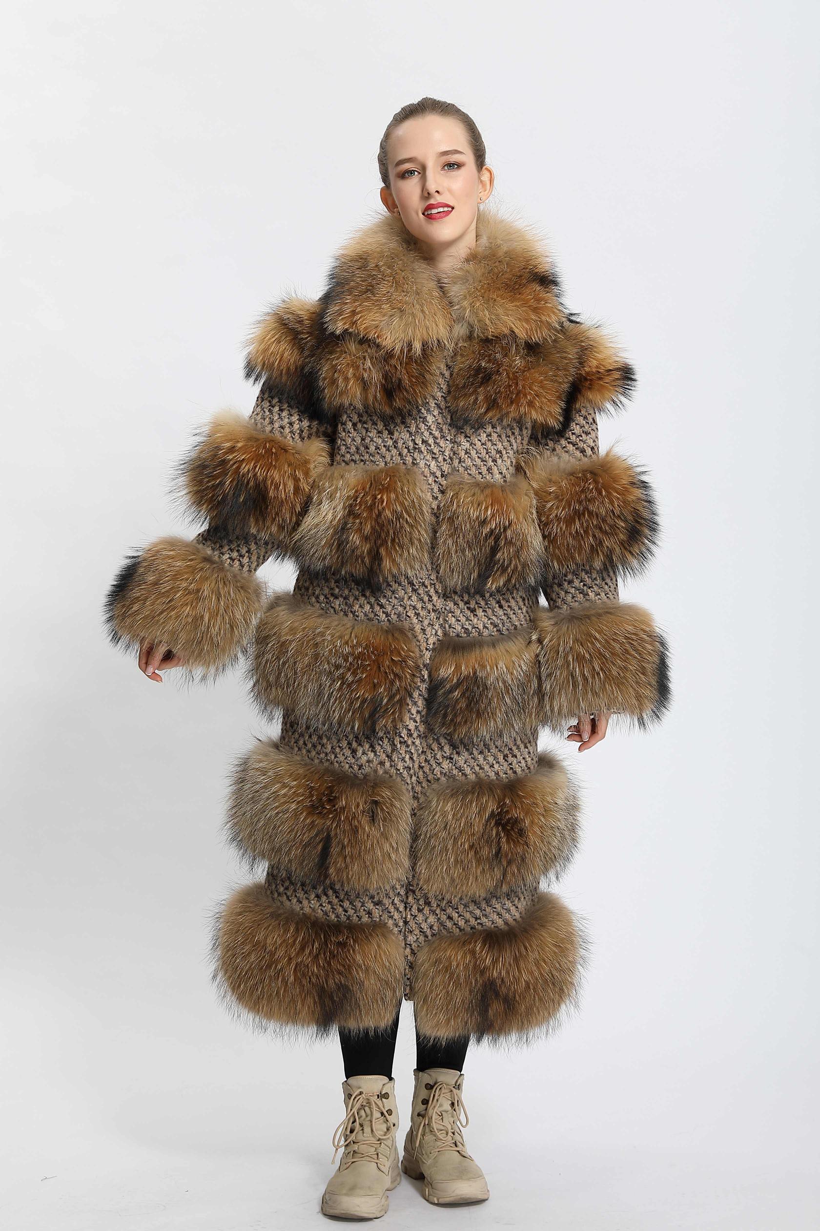 Factory Wholesale Real Fur Coats Luxury Women's Winter Raccoon Fur Clothing