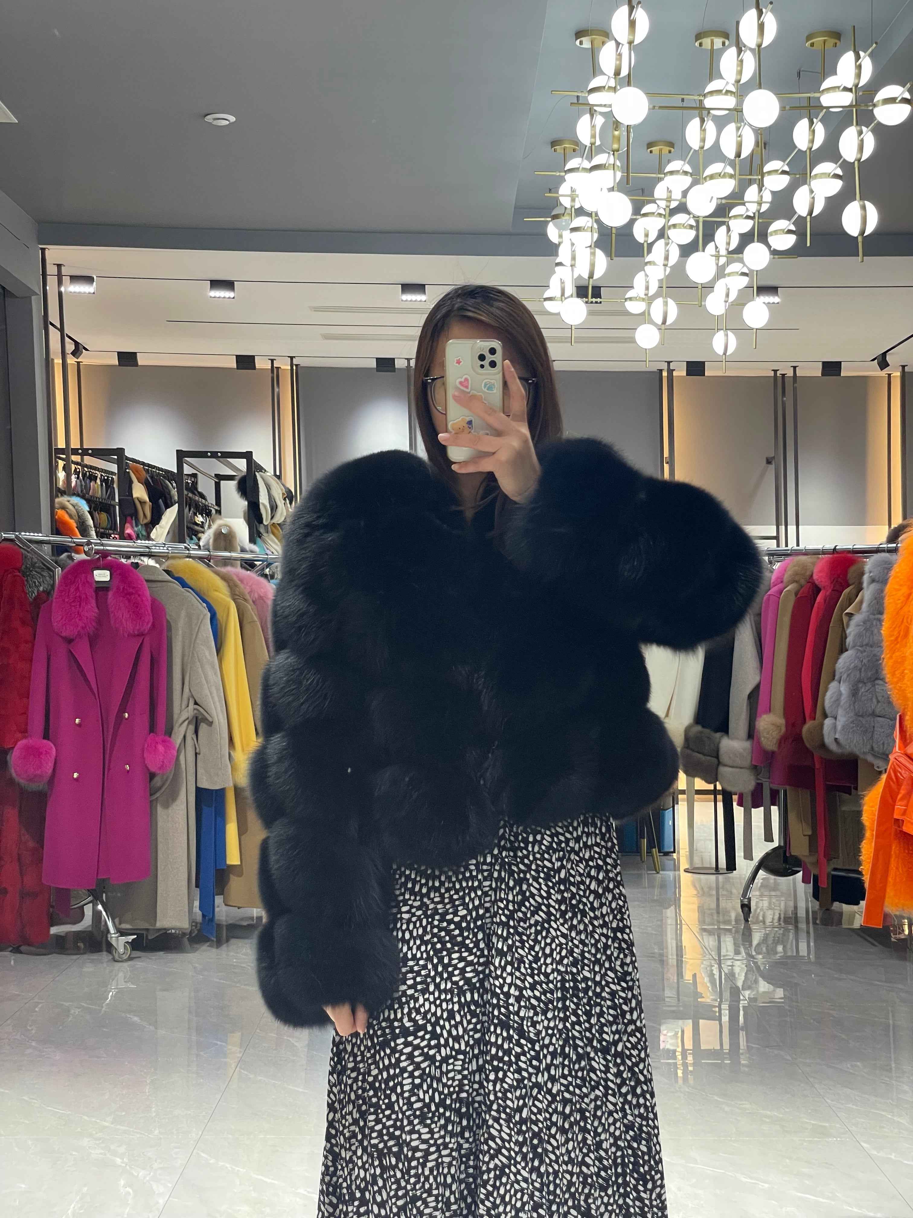 Fashion V-Neck Women‘s Black Fox Fur Coat Black