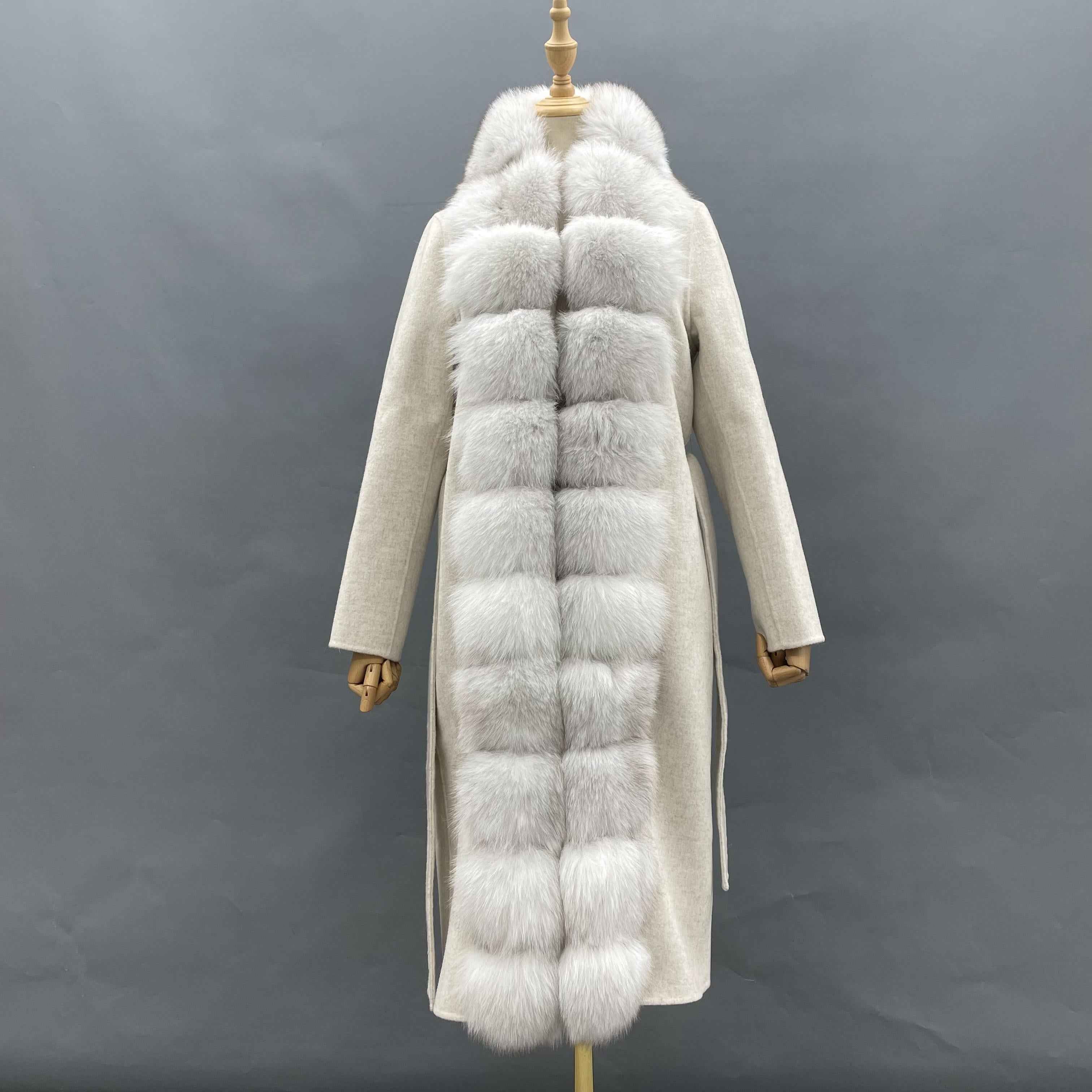 Luxury Wool Coat with Tiered Fox Fur Trim Front Closure – Elegant Long Double-Faced Overcoat White