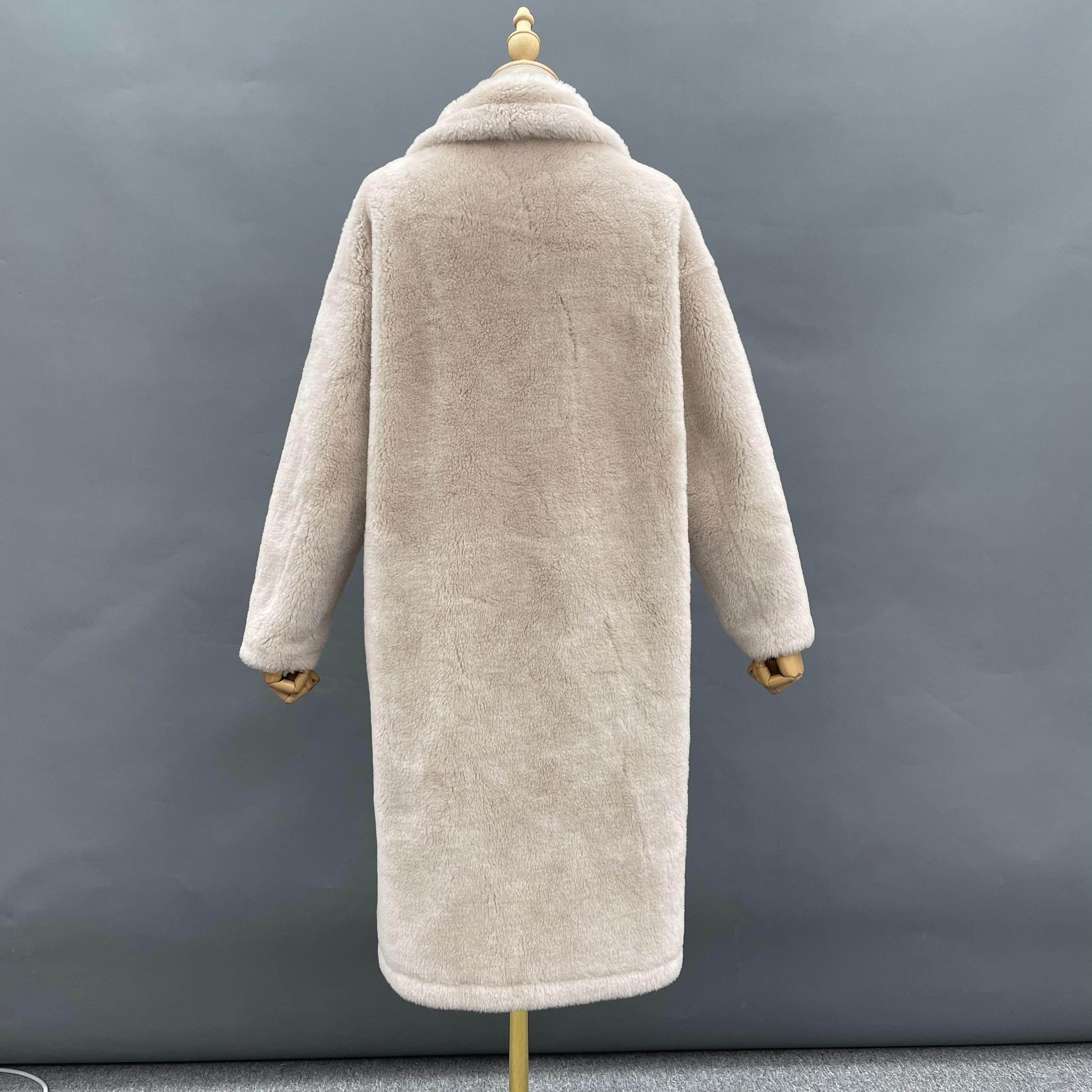 Women's Milky Tea Shearling Coat with Faux Chest Pockets & Notched Lapel - Luxe Winter Outerwear