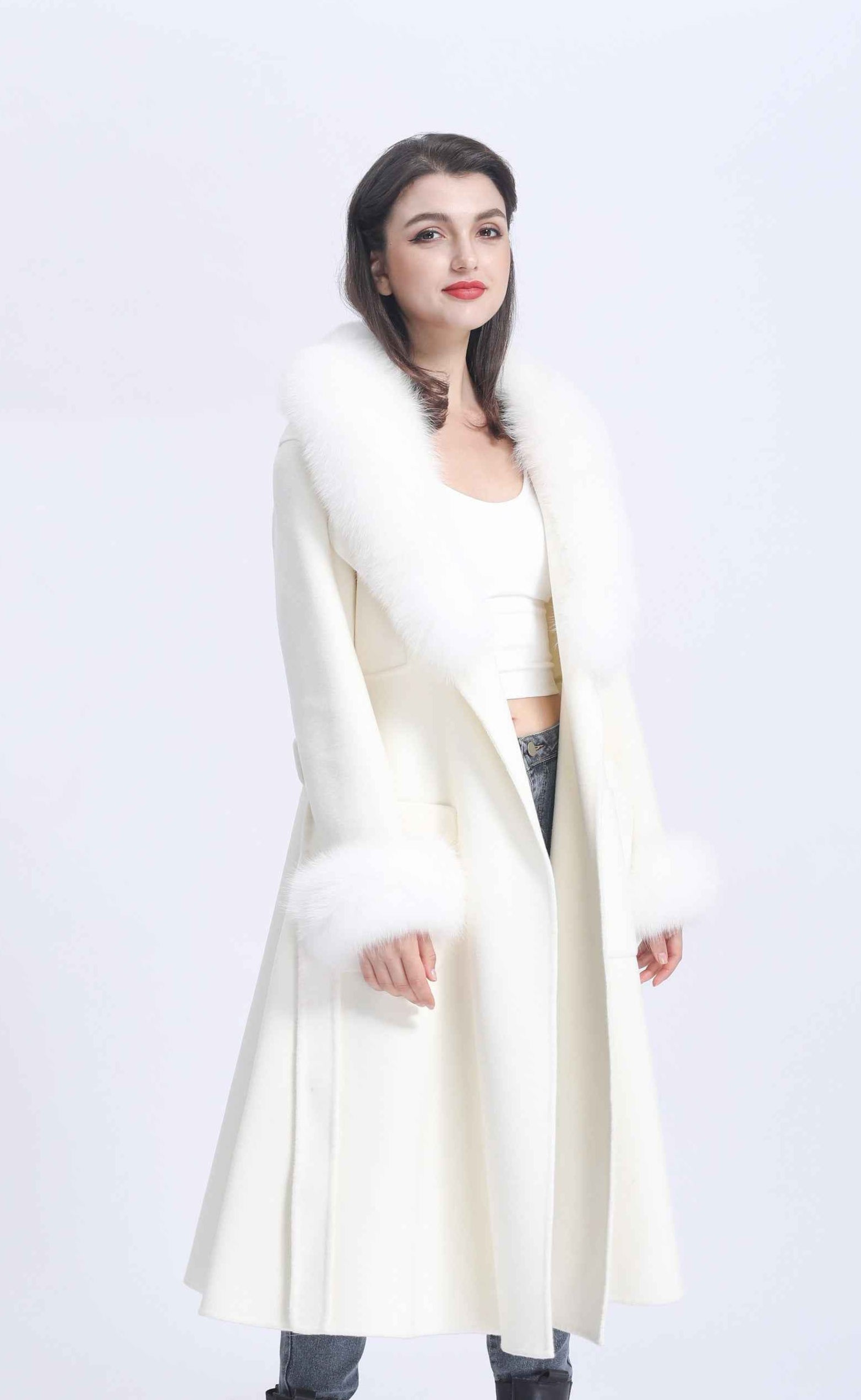Women's Luxury Double - Faced Wool Coat with Fox Fur Collar, Flared Skirt & Straight Pockets, Elegant Winter Outerwear