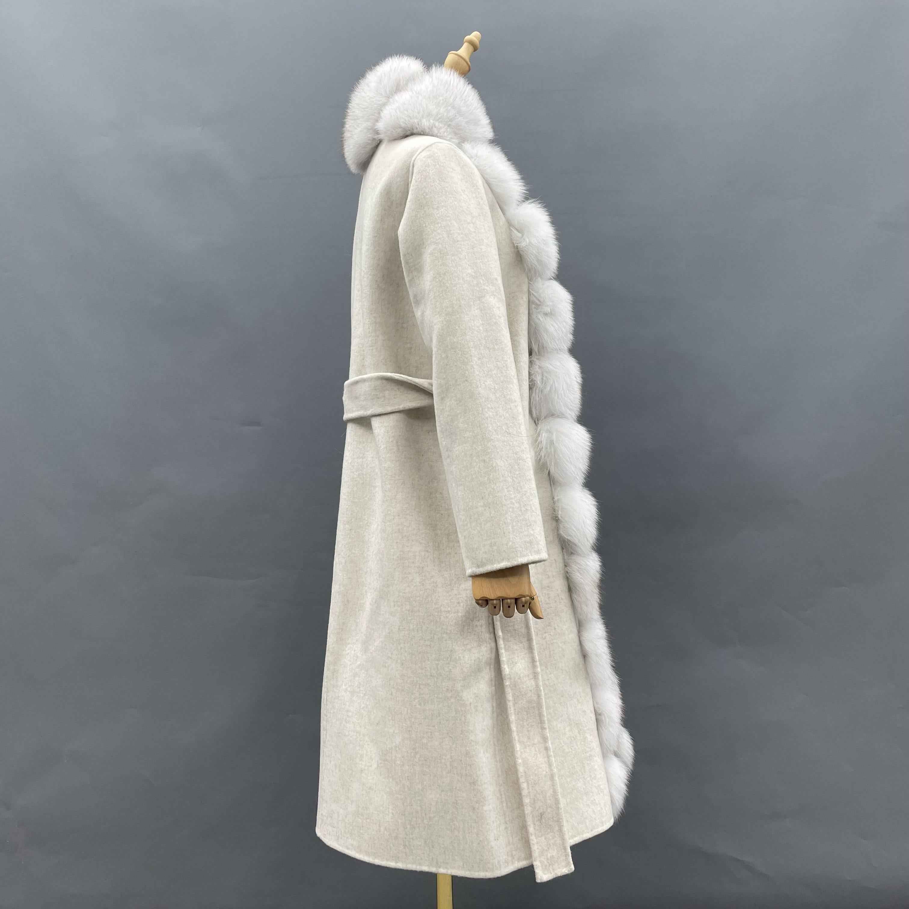 Luxury Wool Coat with Tiered Fox Fur Trim Front Closure – Elegant Long Double-Faced Overcoat