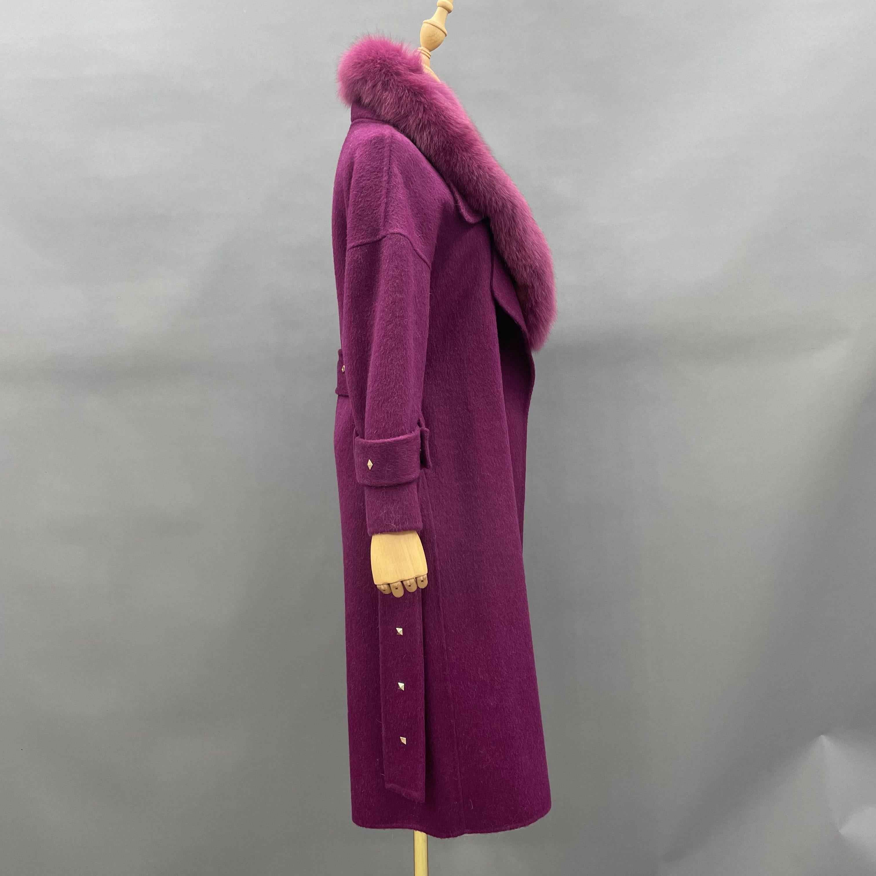 Luxury Double-Faced Wool Coat with Fox Fur Collar and Studded Button Detailing – Elegant Long Overcoat for Women