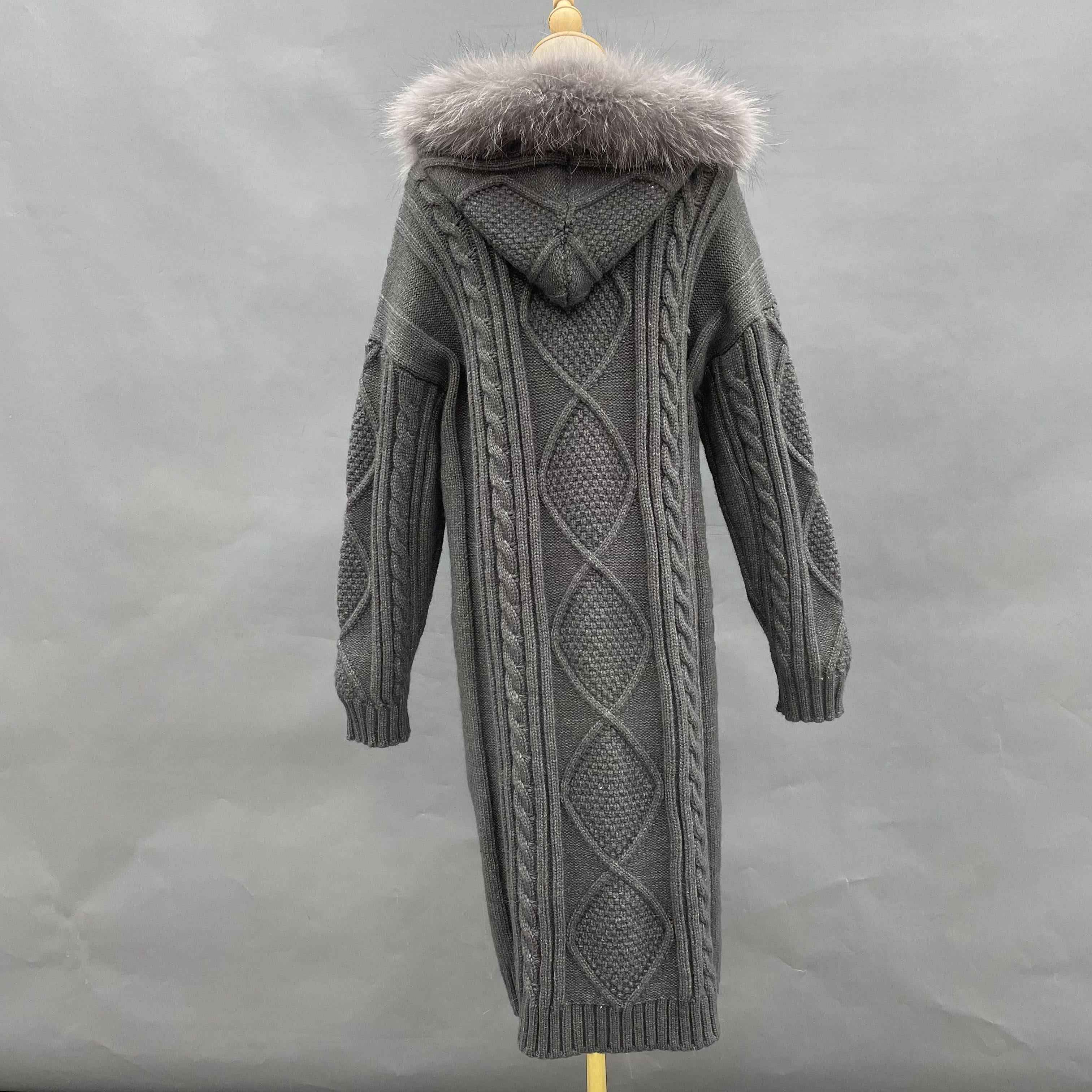 Women's Hooded Knitted Coat with Raccoon Fur-Trimmed Hood, Oversized Buttons & Cable-Knit Pattern - Cozy Winter Outerwear
