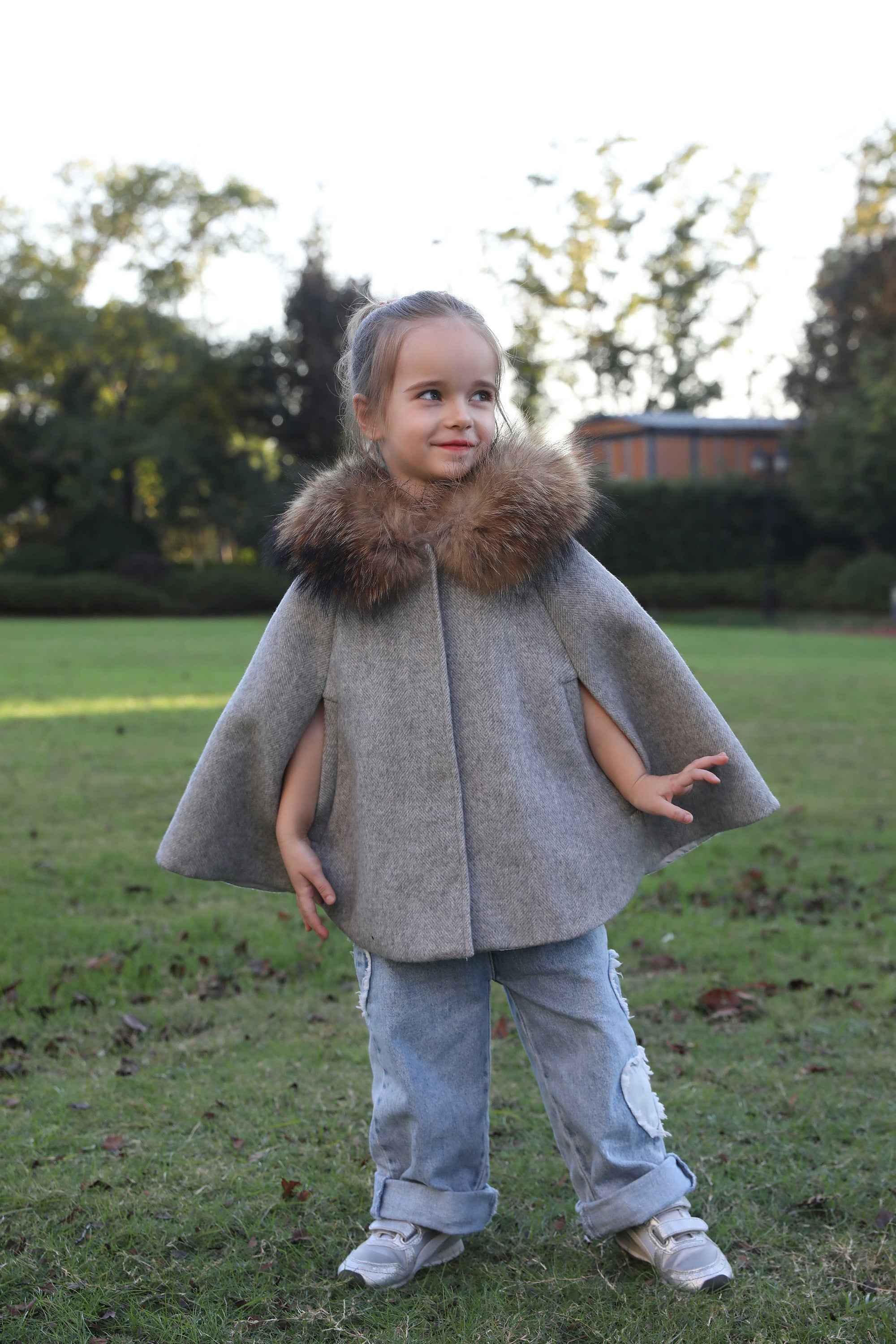 Raccoon fur trimmed children's cape Grey