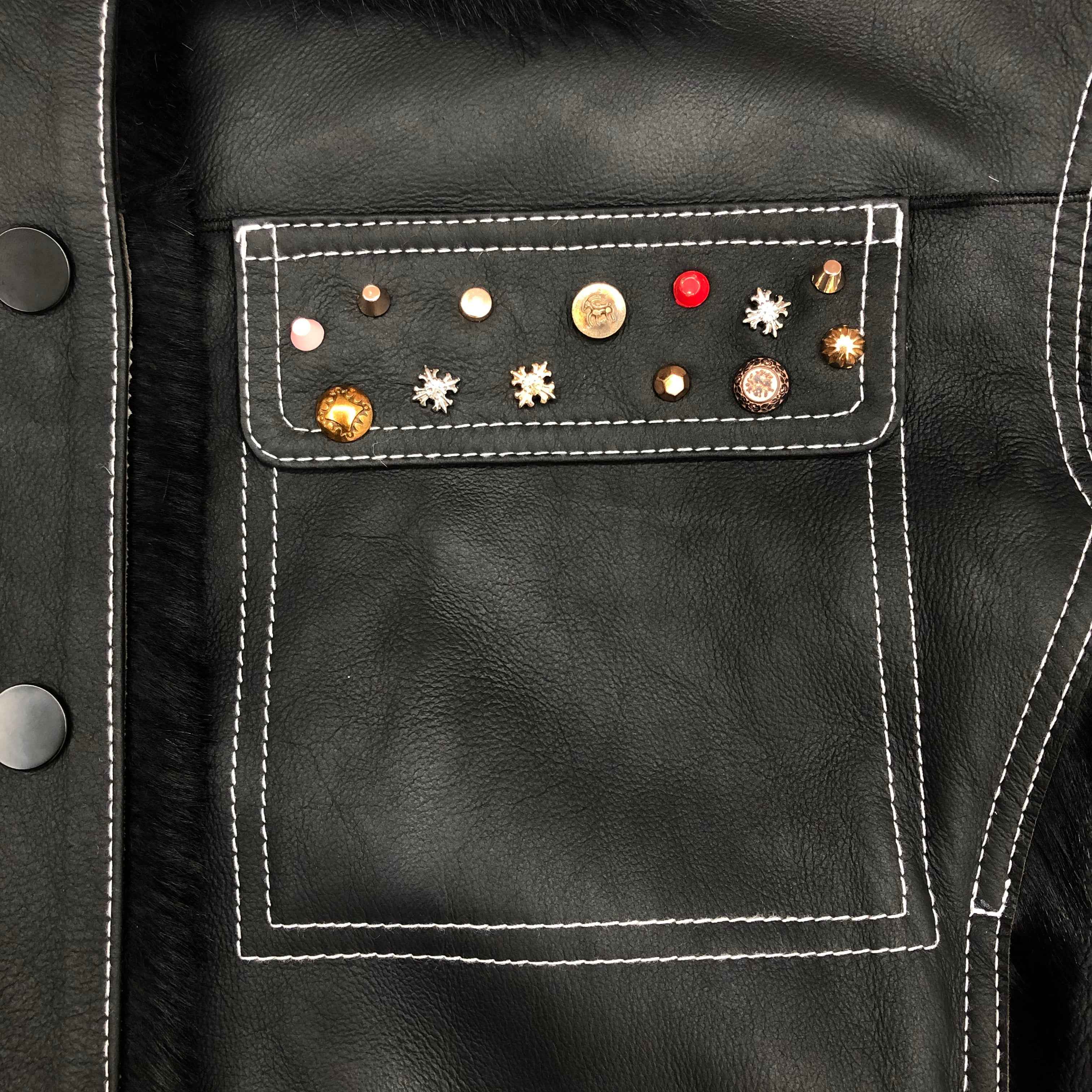 Women's Toscana Shearling Jacket with Stud-Embellished Patch Pockets, Fur Collar & Contrast Stitching - Luxe Winter Outerwear