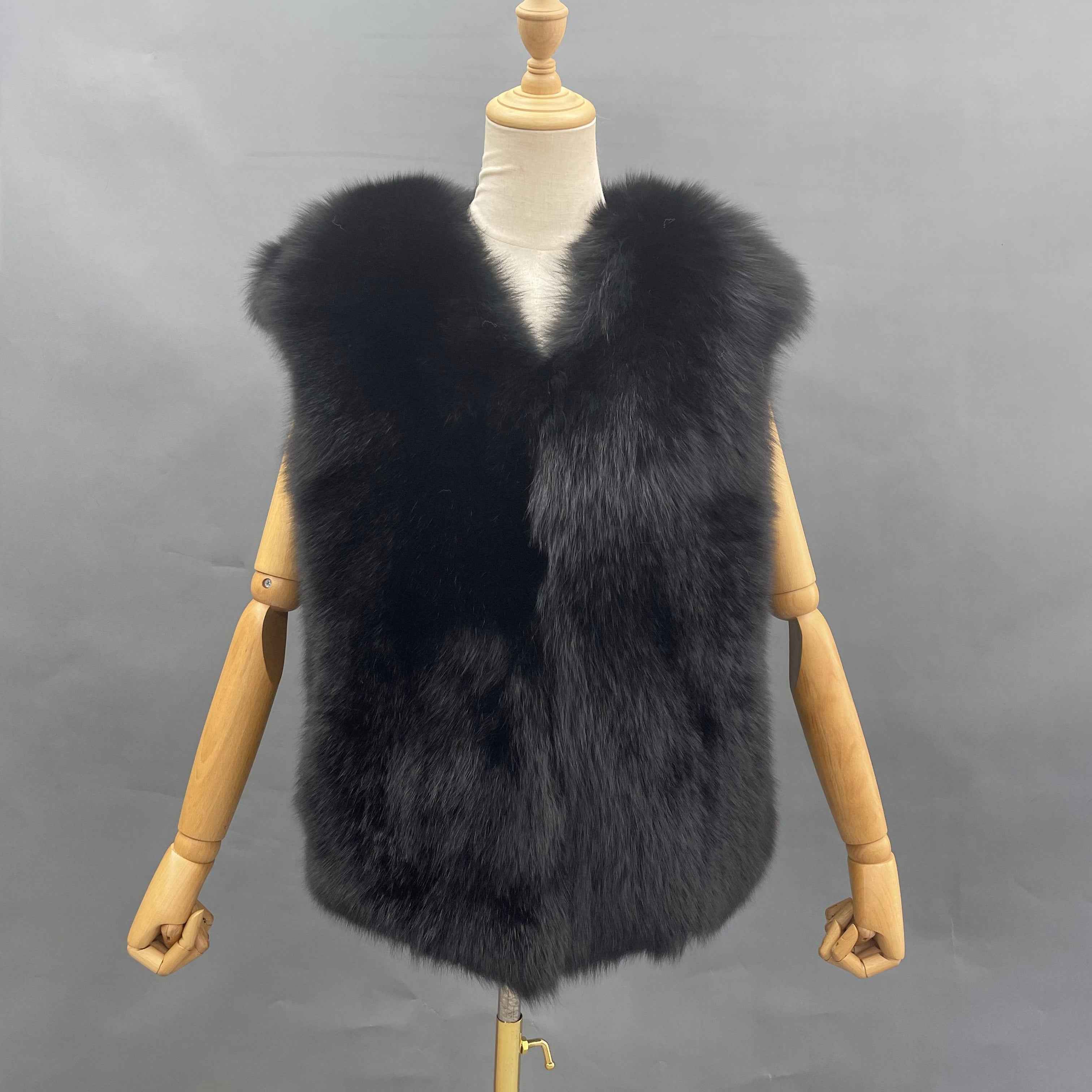 Women's New Whole Skin Fox Fur Vest - Luxurious Fashion Essential Outerwear Black