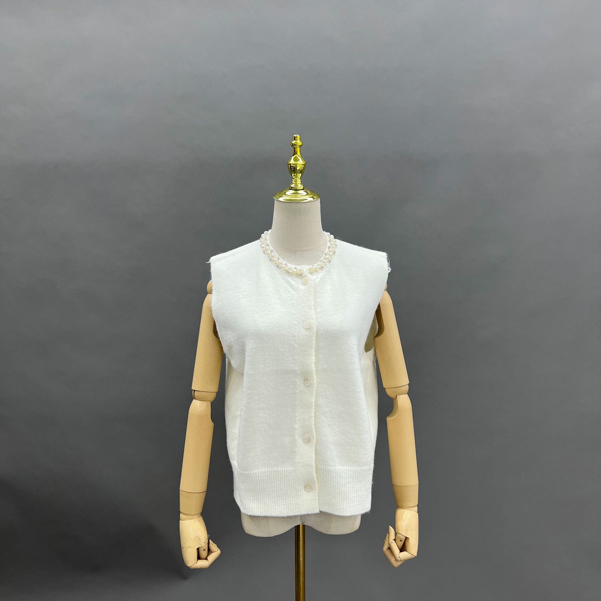 Janefur Womens Knitted Sleeveless Vest Neckline Pearl Decoration Fashion Vest White F-chest 104cm