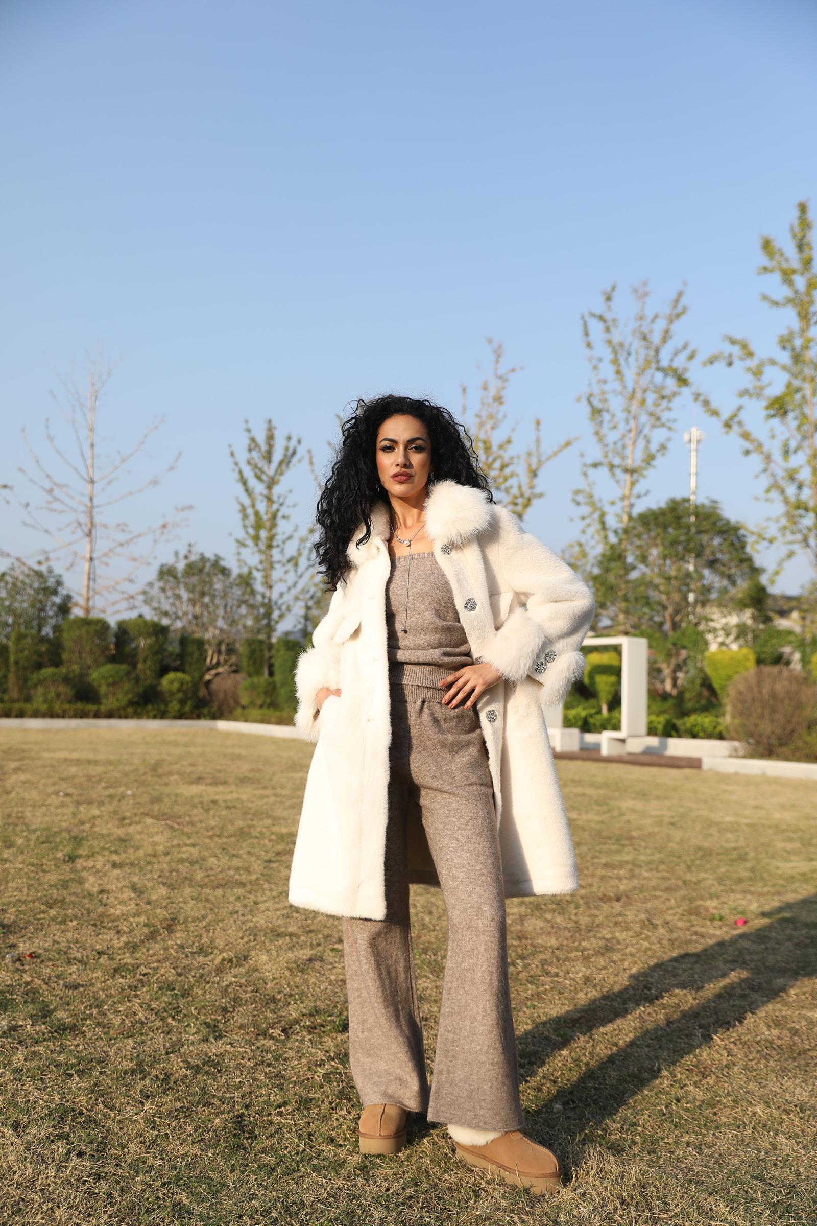 Eco-Friendly Mink Fur Faux Mink Fur Women's Jacket with Square Collar and Rhinestone Buttons