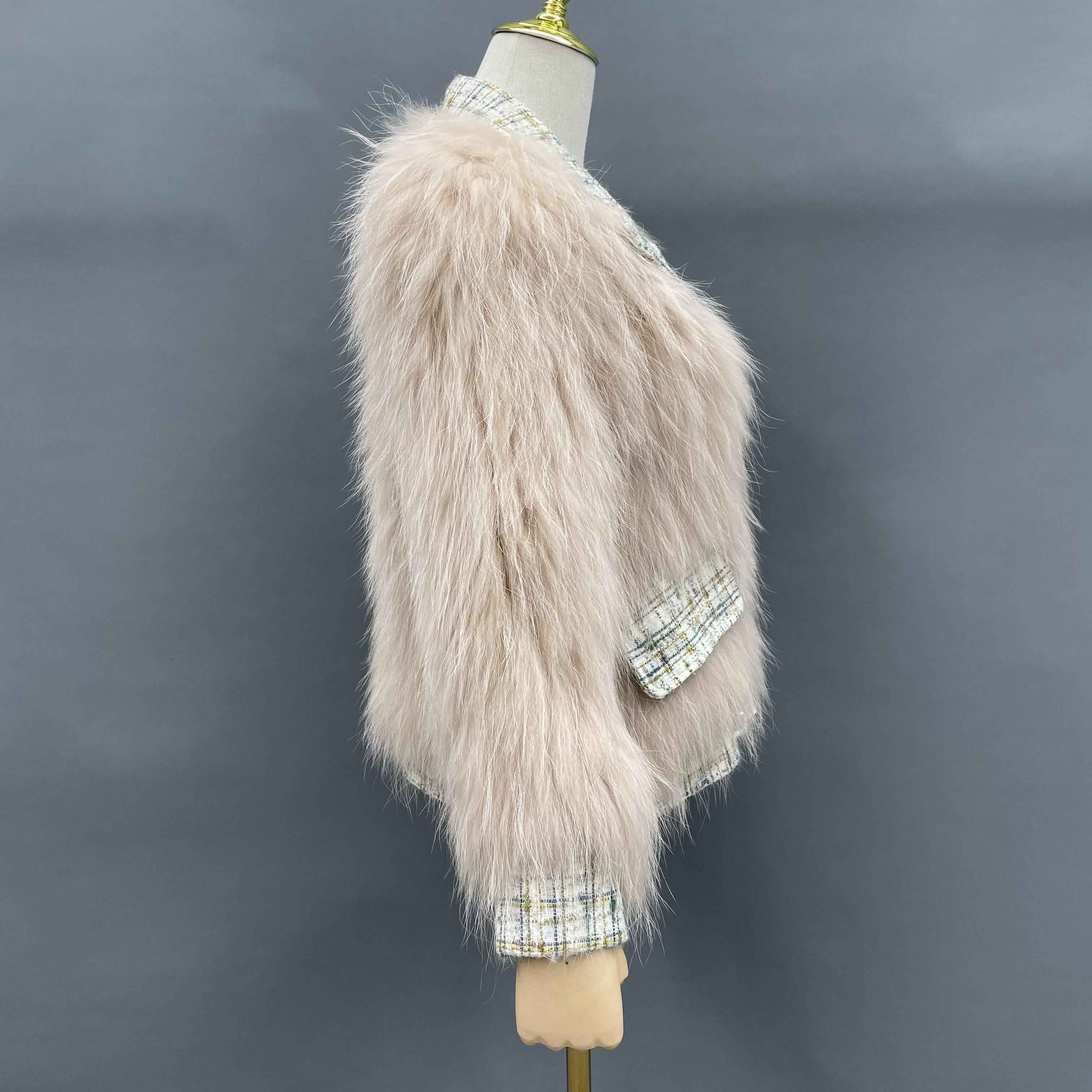 Women's Luxurious Raccoon Dog Fur Jacket with Chanel-Style Tweed & Notched Lapel - Knitted Winter Outerwear