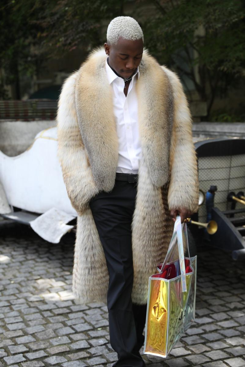 Long Fox Fur Coat with Wide Collar and Decorative Stripes