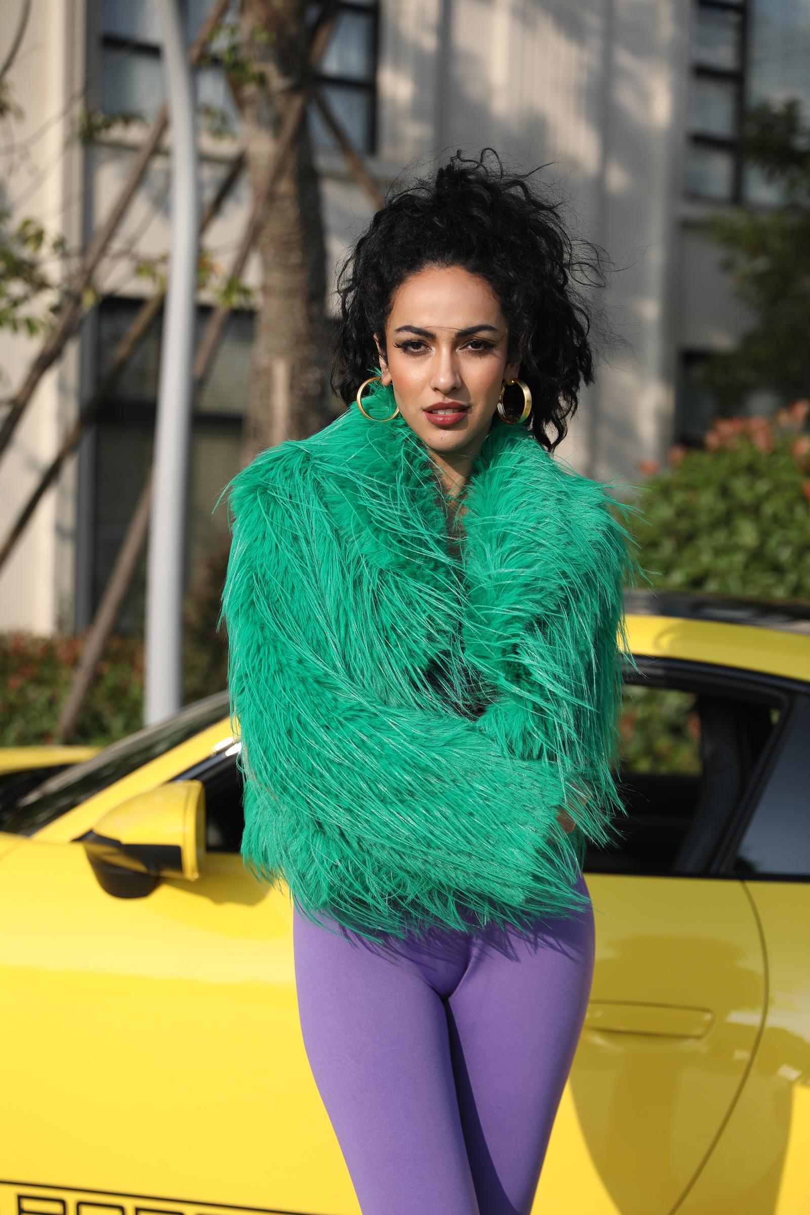 Eco Friendly Faux Fur Jacket Women's Chic Shawl Collar Tassel Faux Fur Outerwear Coat