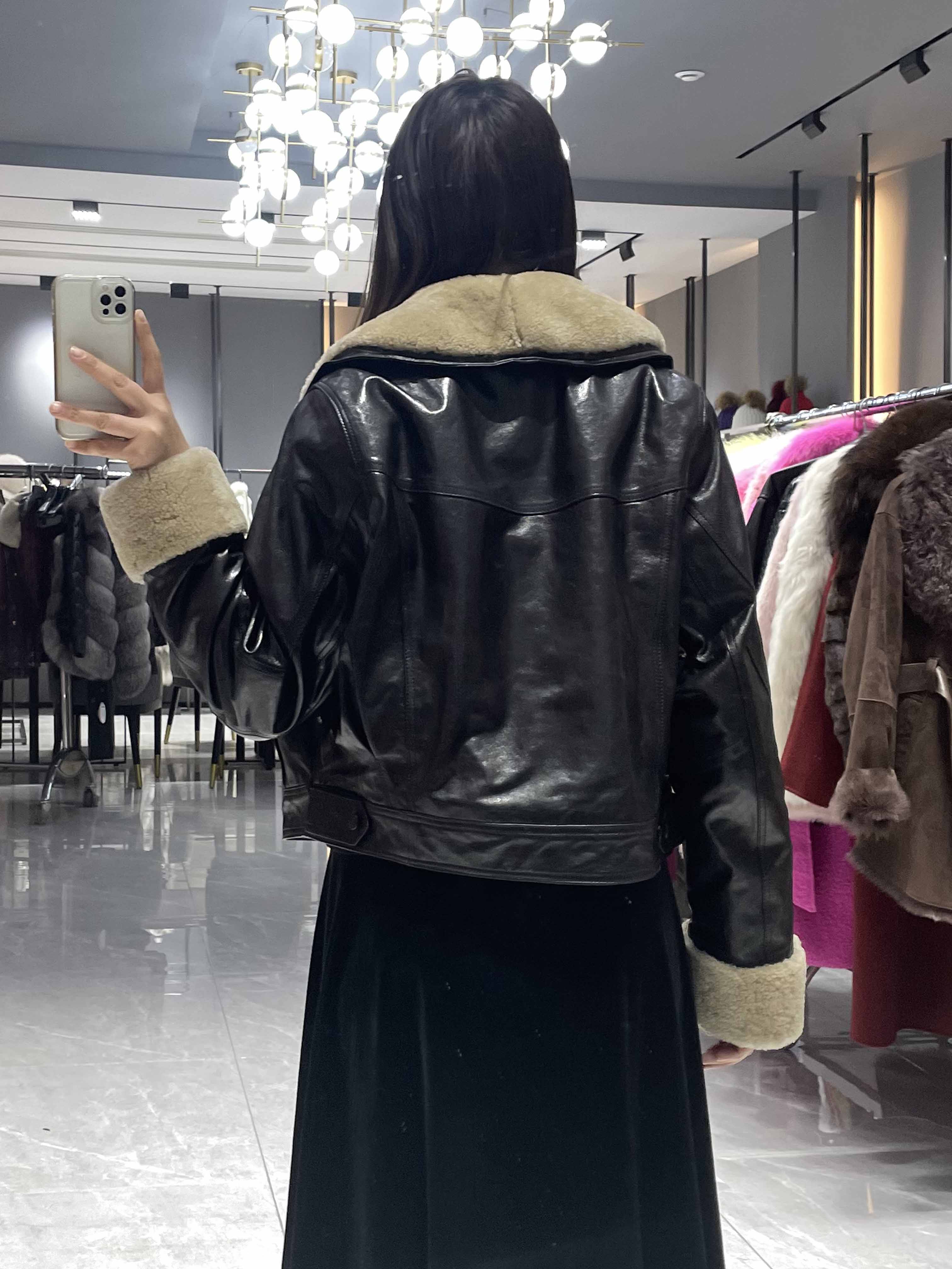 Women's Lambswool-Trimmed Short Puffer Jacket | Winter Down Coat