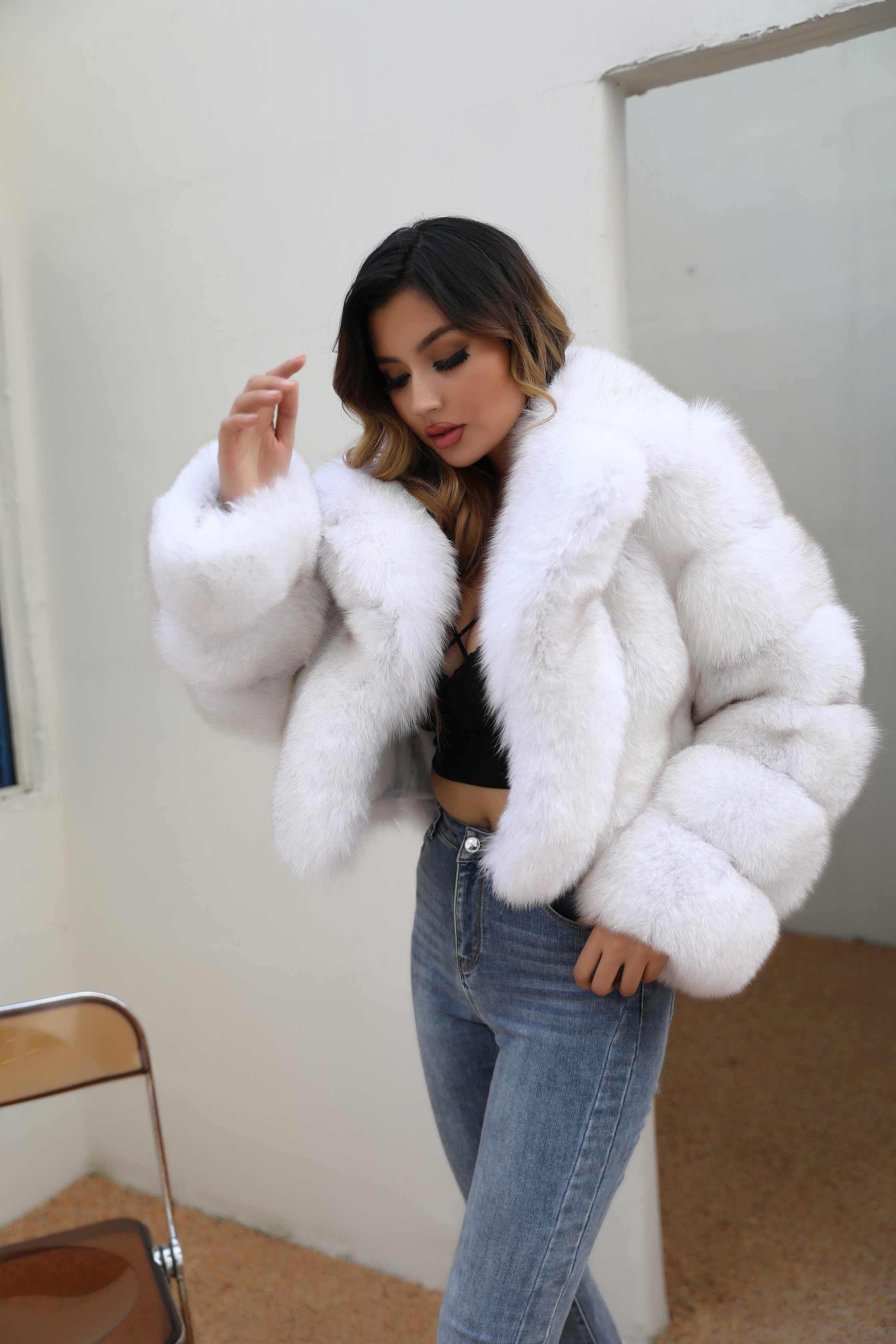 Winter Women's Luxury Fur Short Blue Fox Coat