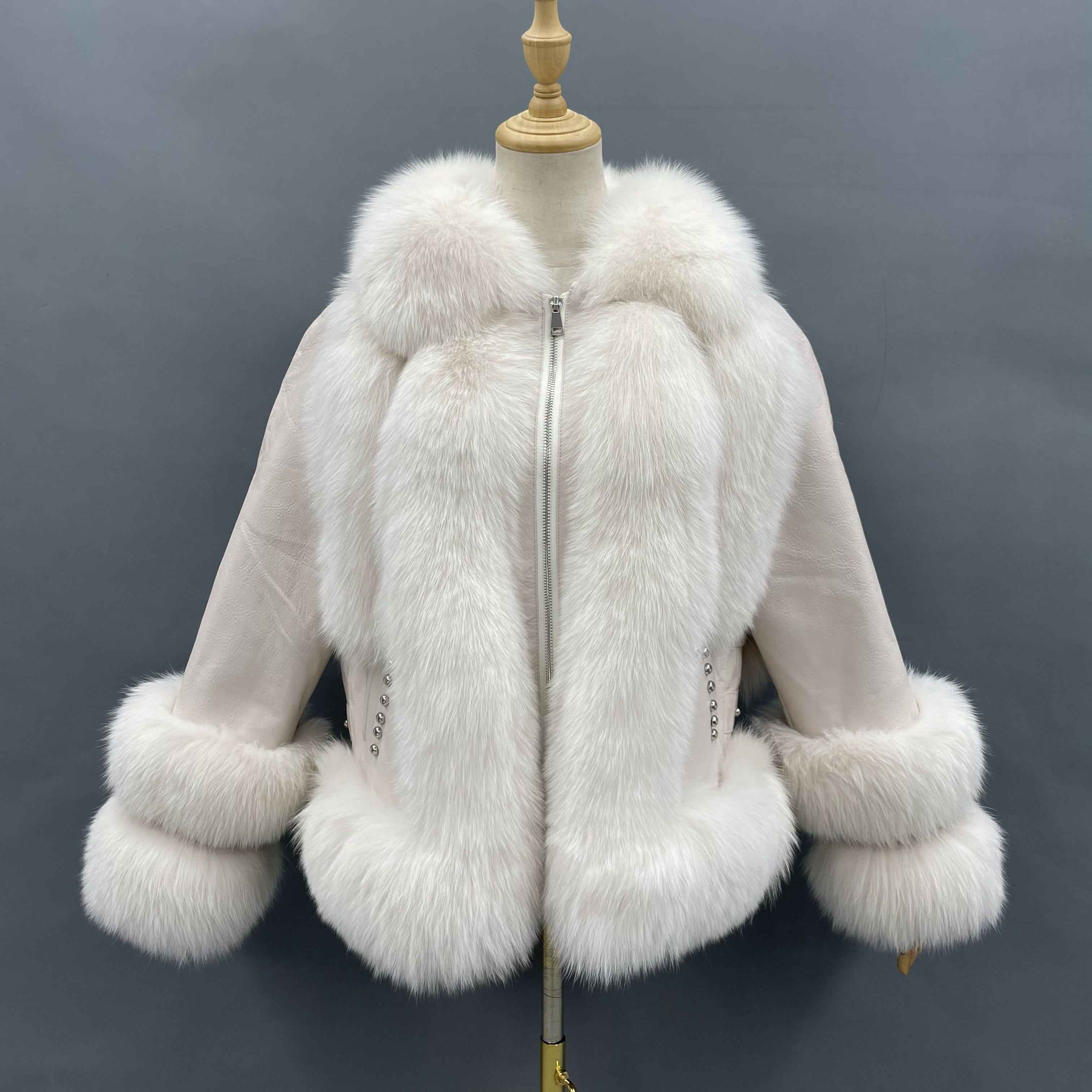 Women's Premium Fluffy Fox Fur Cropped Jacket - Two-Panel Fur Cuffs & Leather Patchwork with Zipper - Winter Chic Warm Luxury Outerwear White