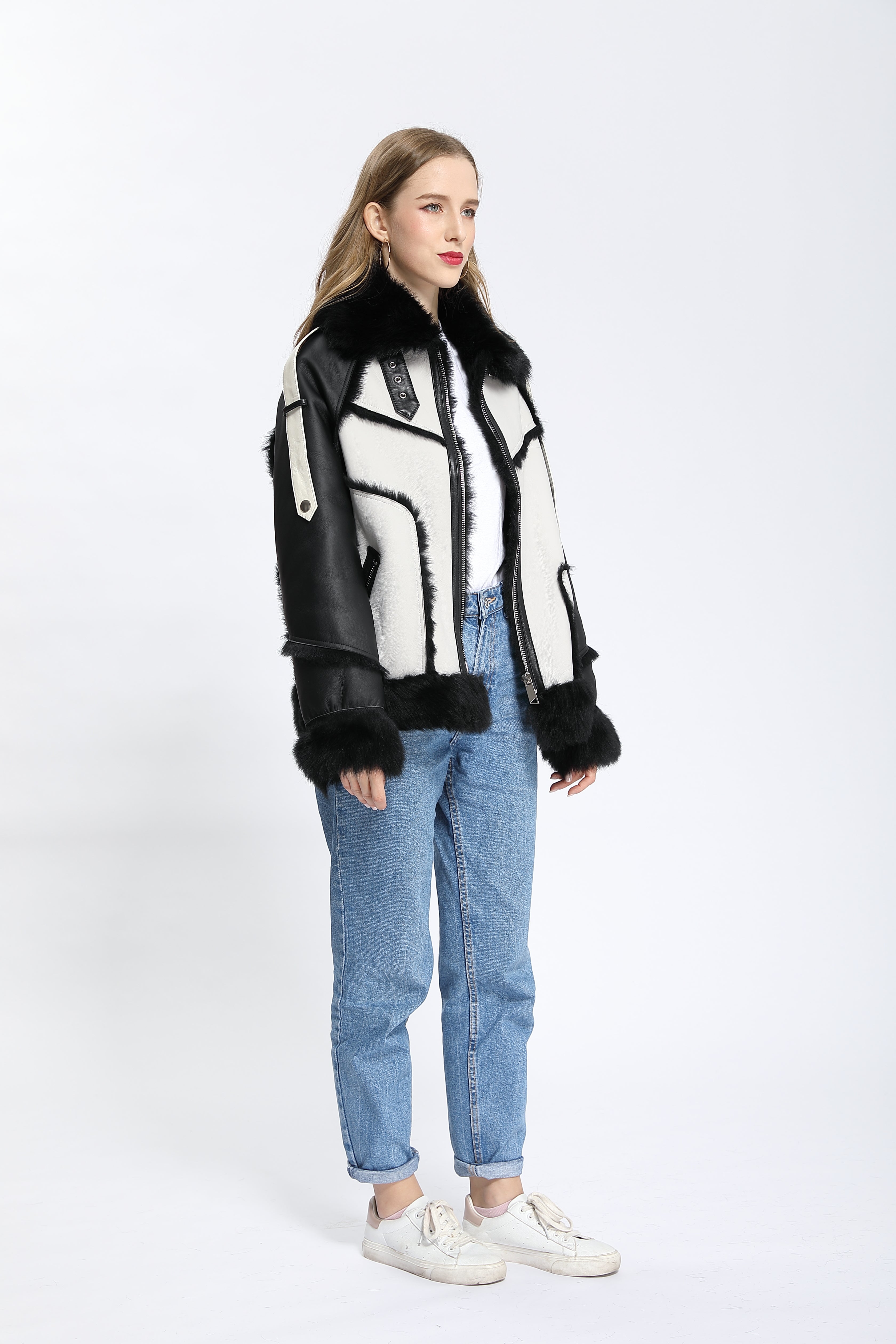 Women's Black & Gray Color-Block Shearling Jacket with Notched Lapel & Zipper Placket - Trendy Winter Outerwear