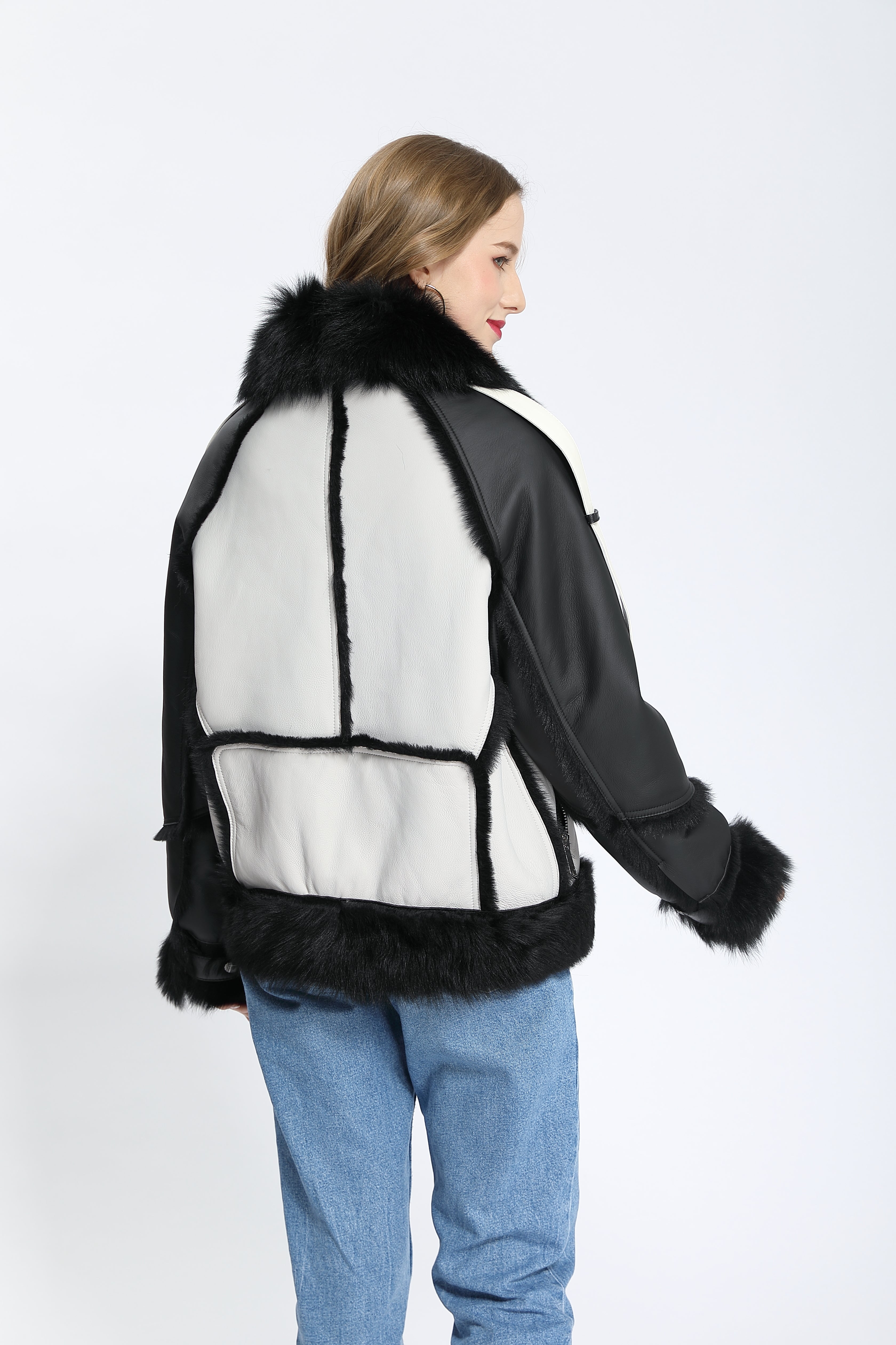 Women's Black & Gray Color-Block Shearling Jacket with Notched Lapel & Zipper Placket - Trendy Winter Outerwear