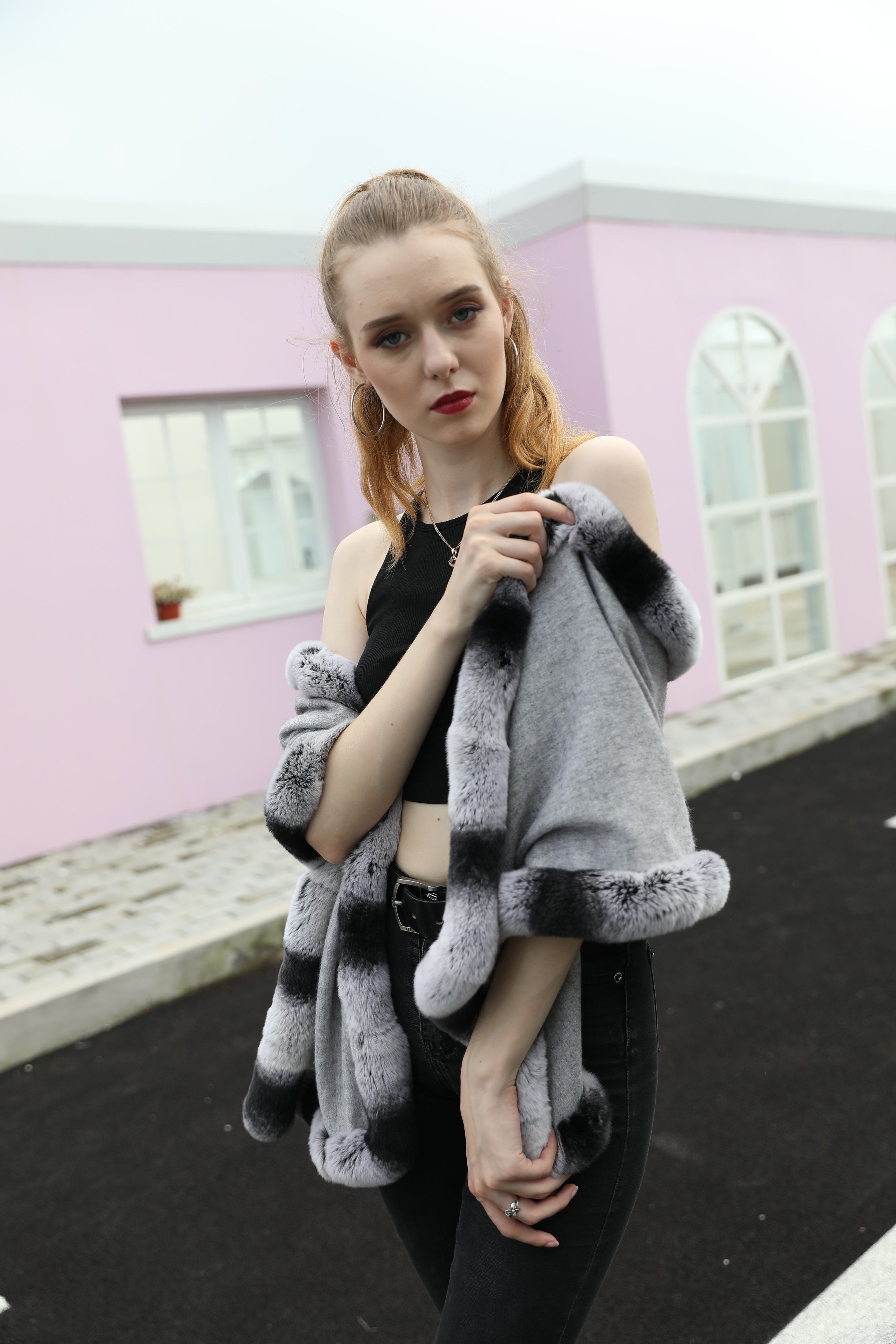 Women's  Knitted Shawl with Rabbit Fur Trim - Luxurious Winter Accessory