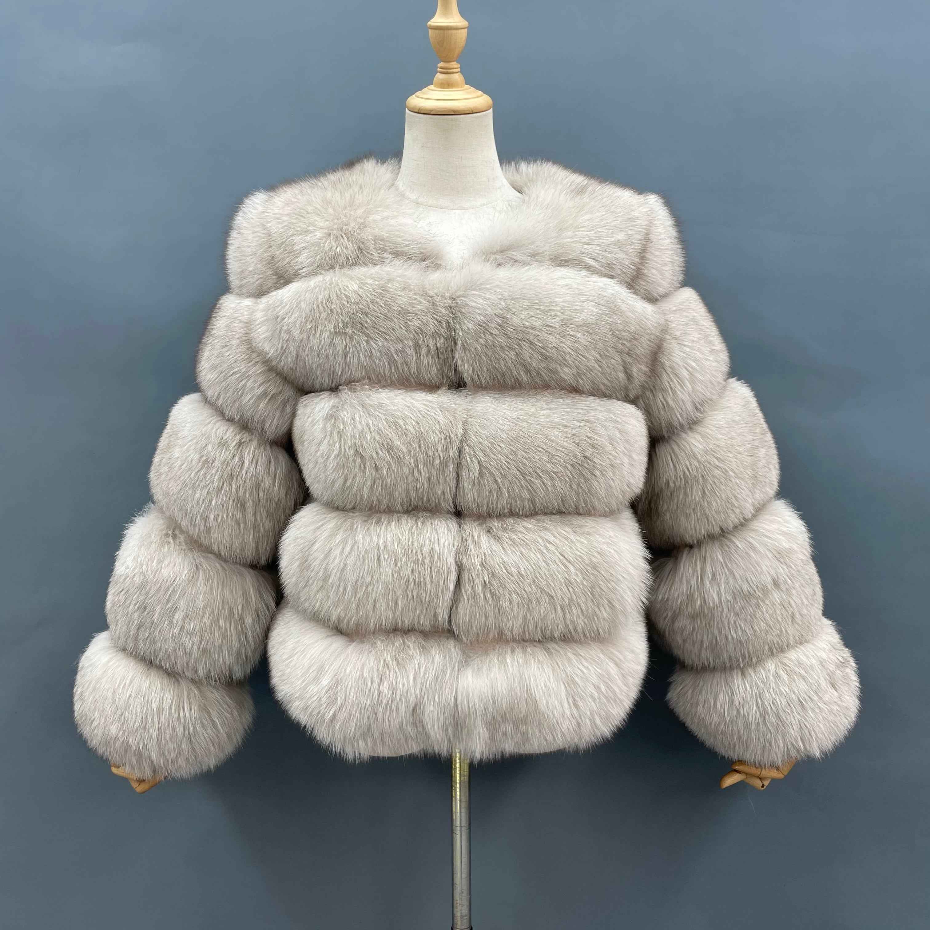 Women's Luxury Fox Fur V-Neck Cropped Jacket - Layered Design Winter Warm Fashion Outerwear White