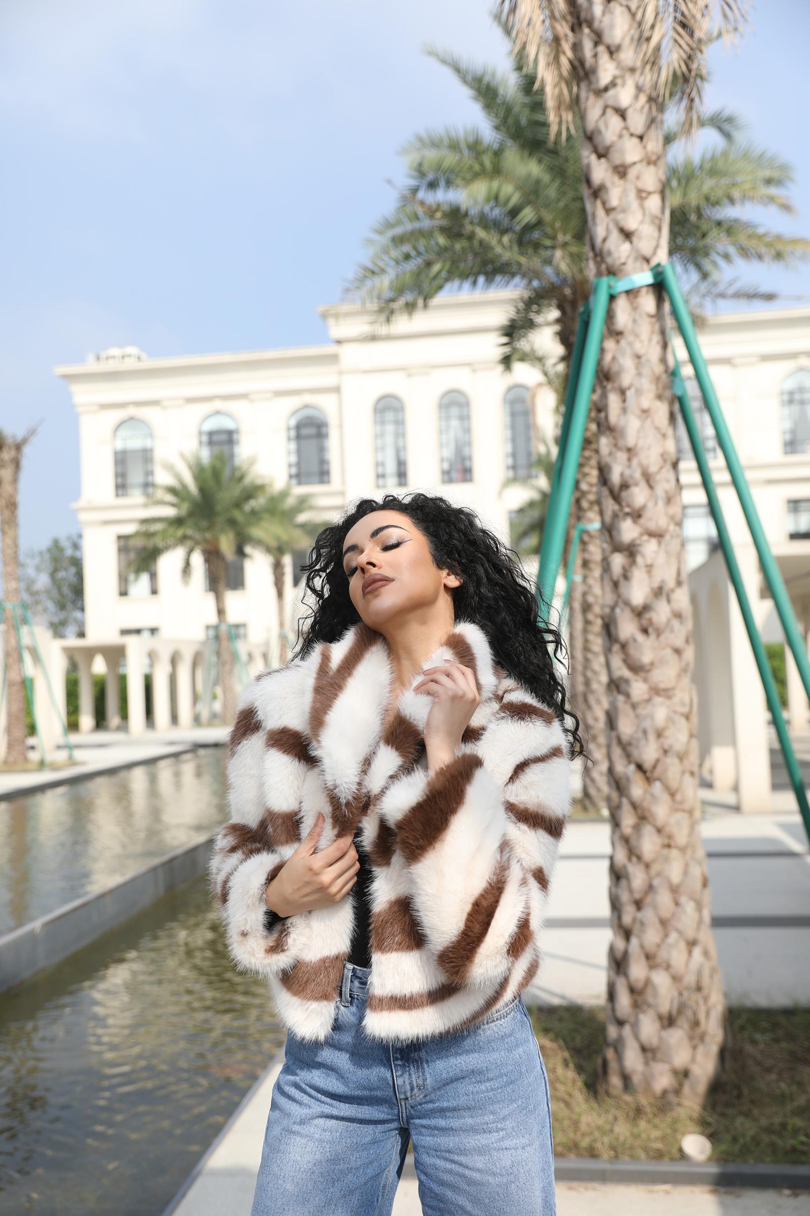 Faux Fur Coat Women's Eco Friendly Faux Fur Zebra Pattern Short Unique Casual Jacket