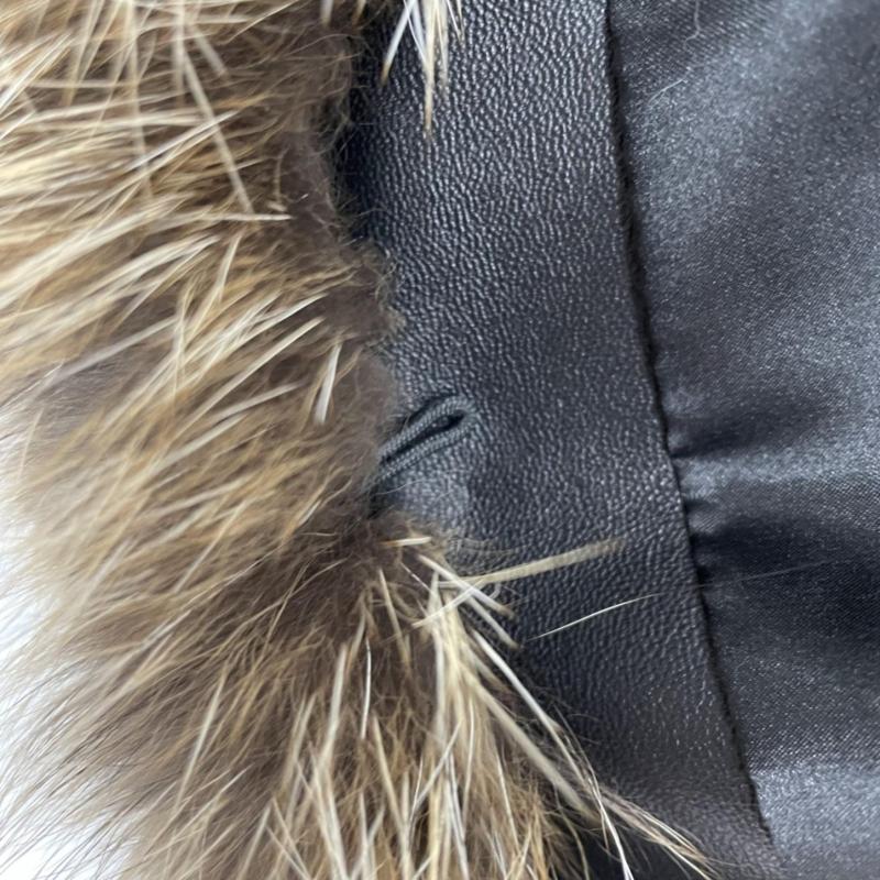 Janefur Women's Short Fox With Large Fur Collar Jacket