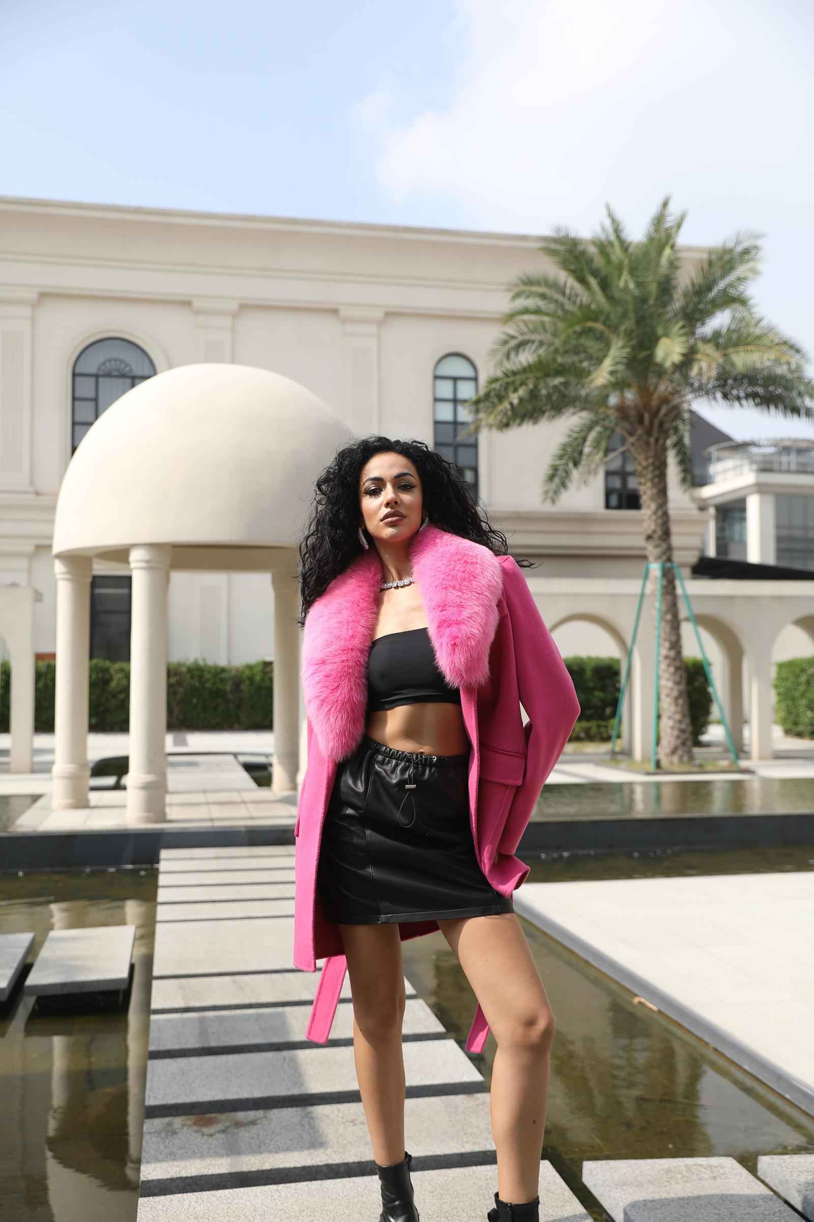 Fox Fur Collar Double-Faced Cashmere Coat for Women with Charming Notched Lapel Waist-Cinching Double-Faced Wool Jacket