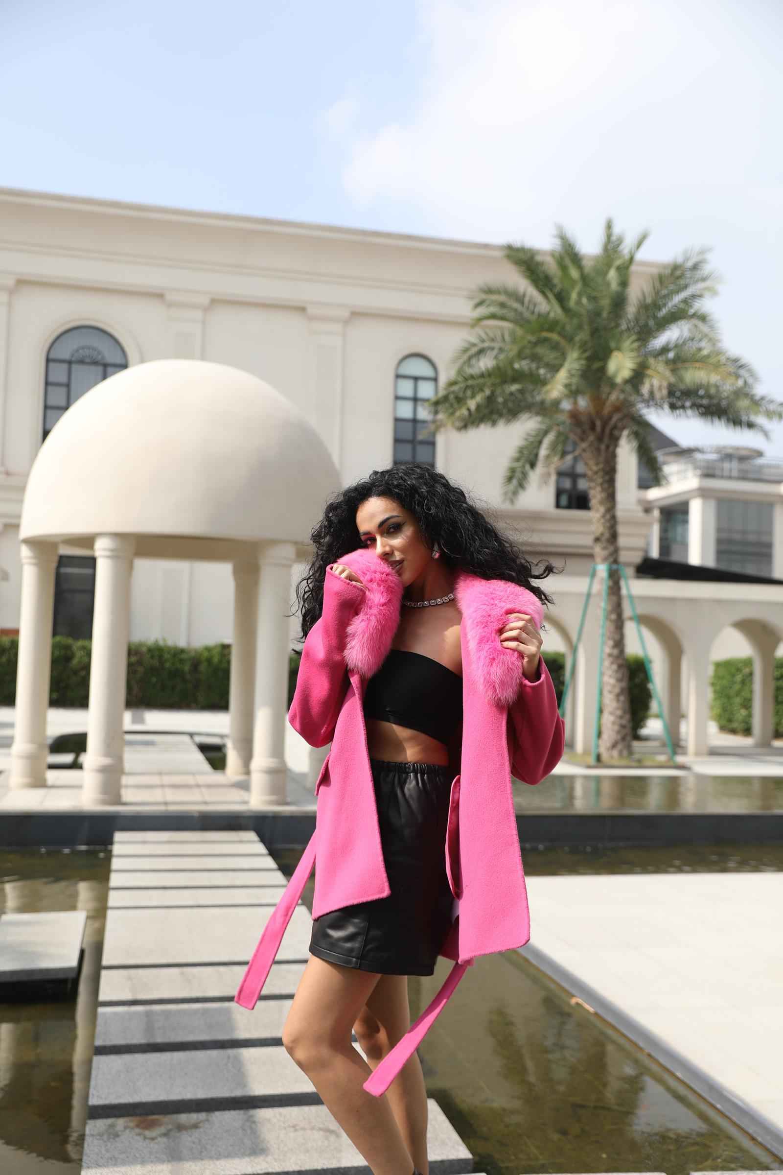 Fox Fur Collar Double-Faced Cashmere Coat for Women with Charming Notched Lapel Waist-Cinching Double-Faced Wool Jacket