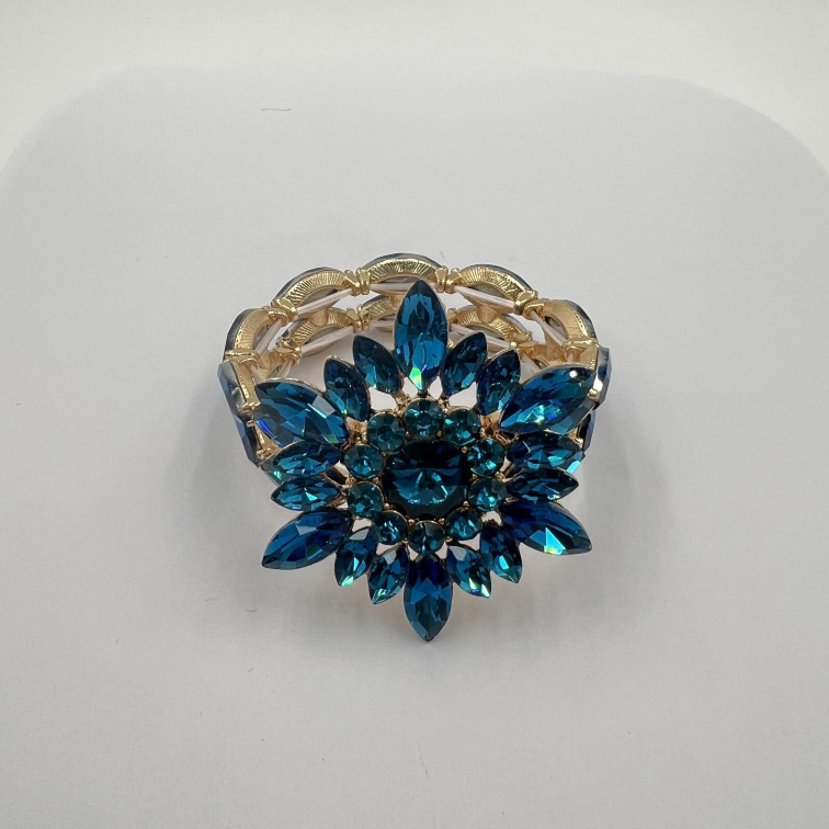 Petal Water Crystal Trendy Bangle Vintage Fashion Bracelet F