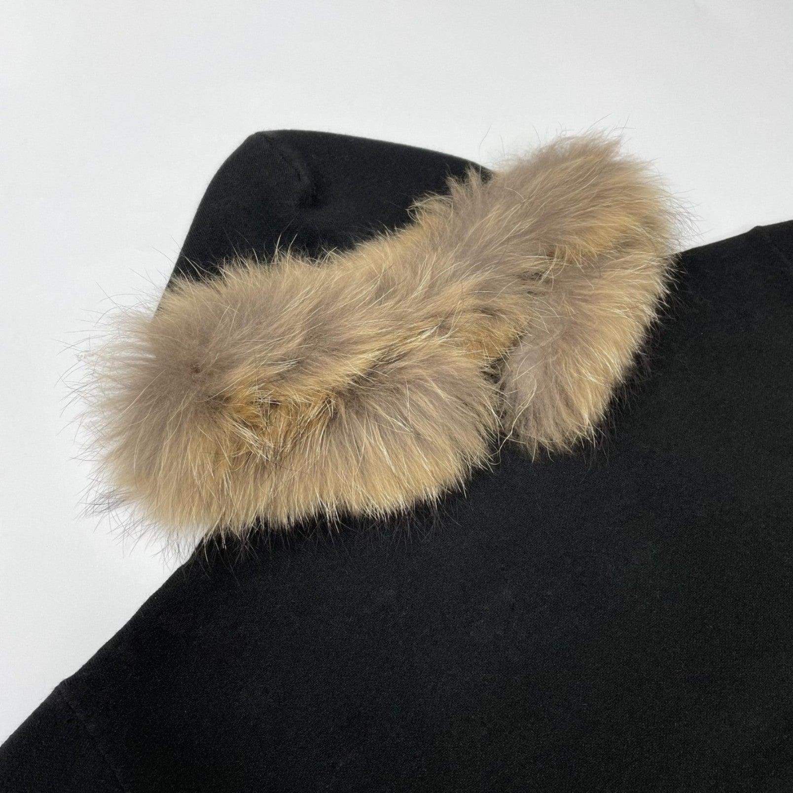 Knitted Sweater Suit With Fox Fur Collar