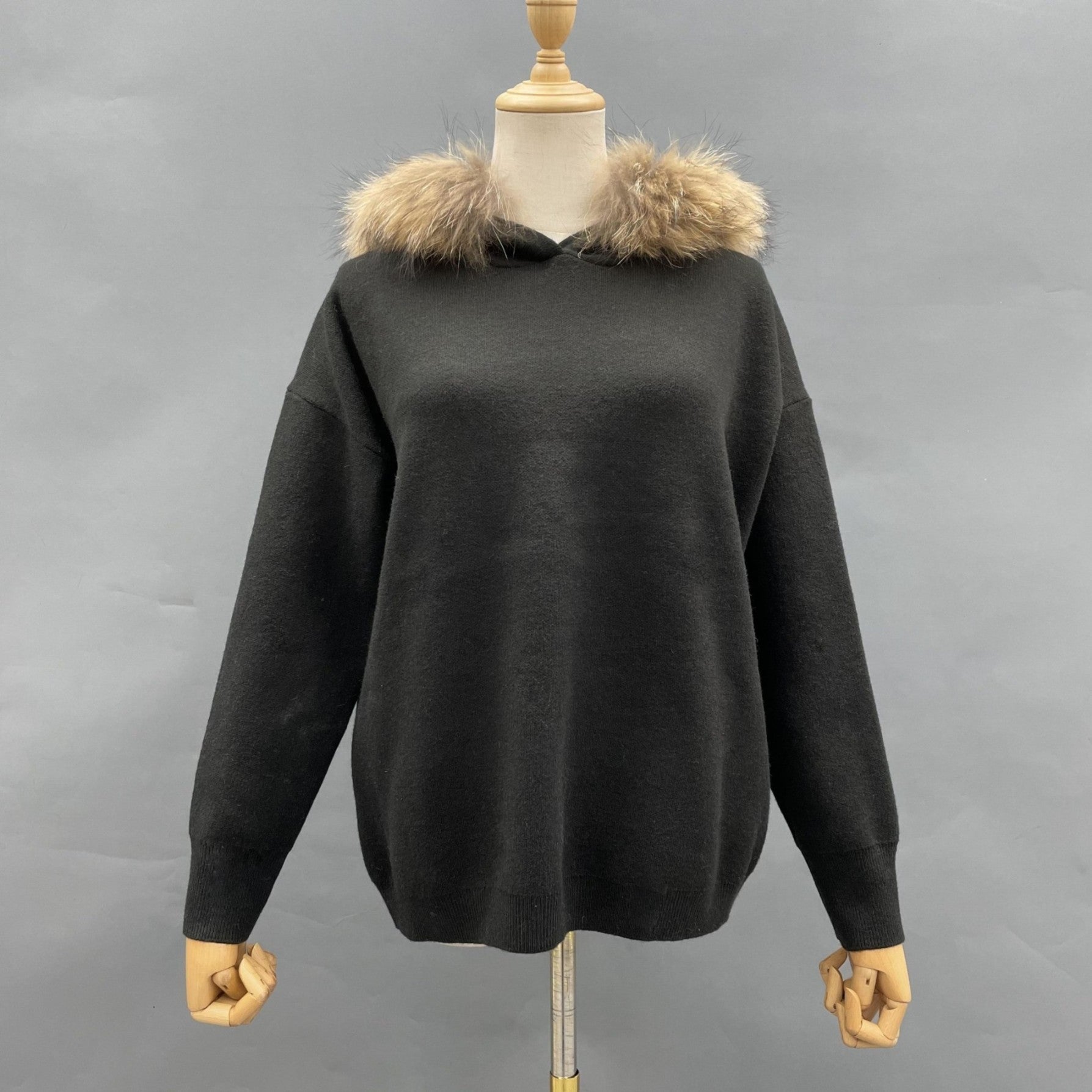 Knitted Sweater Suit With Fox Fur Collar